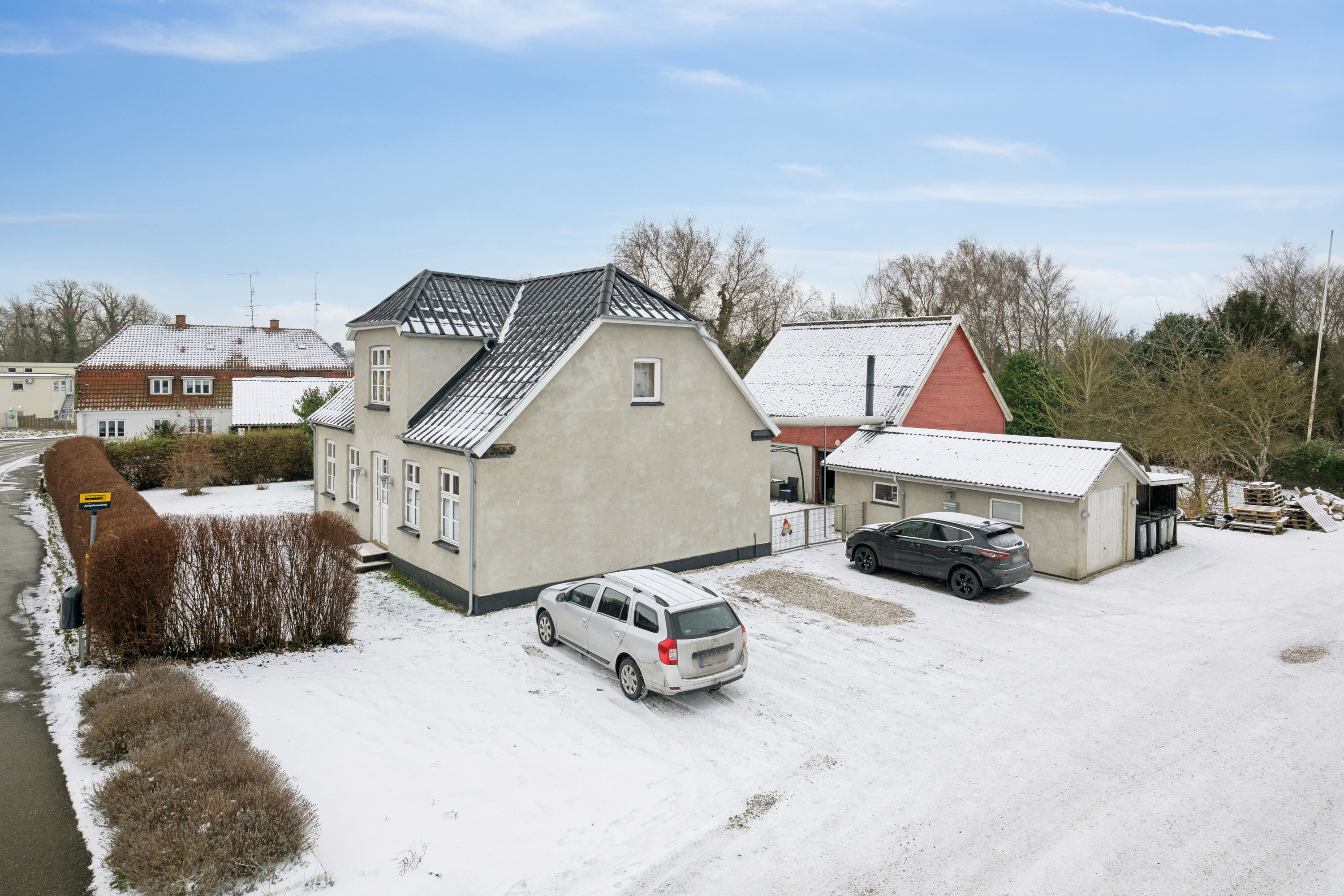 Miniaturebillede 1: udendørs. Billede af Gl Præstøvej 33, 4735 Mern