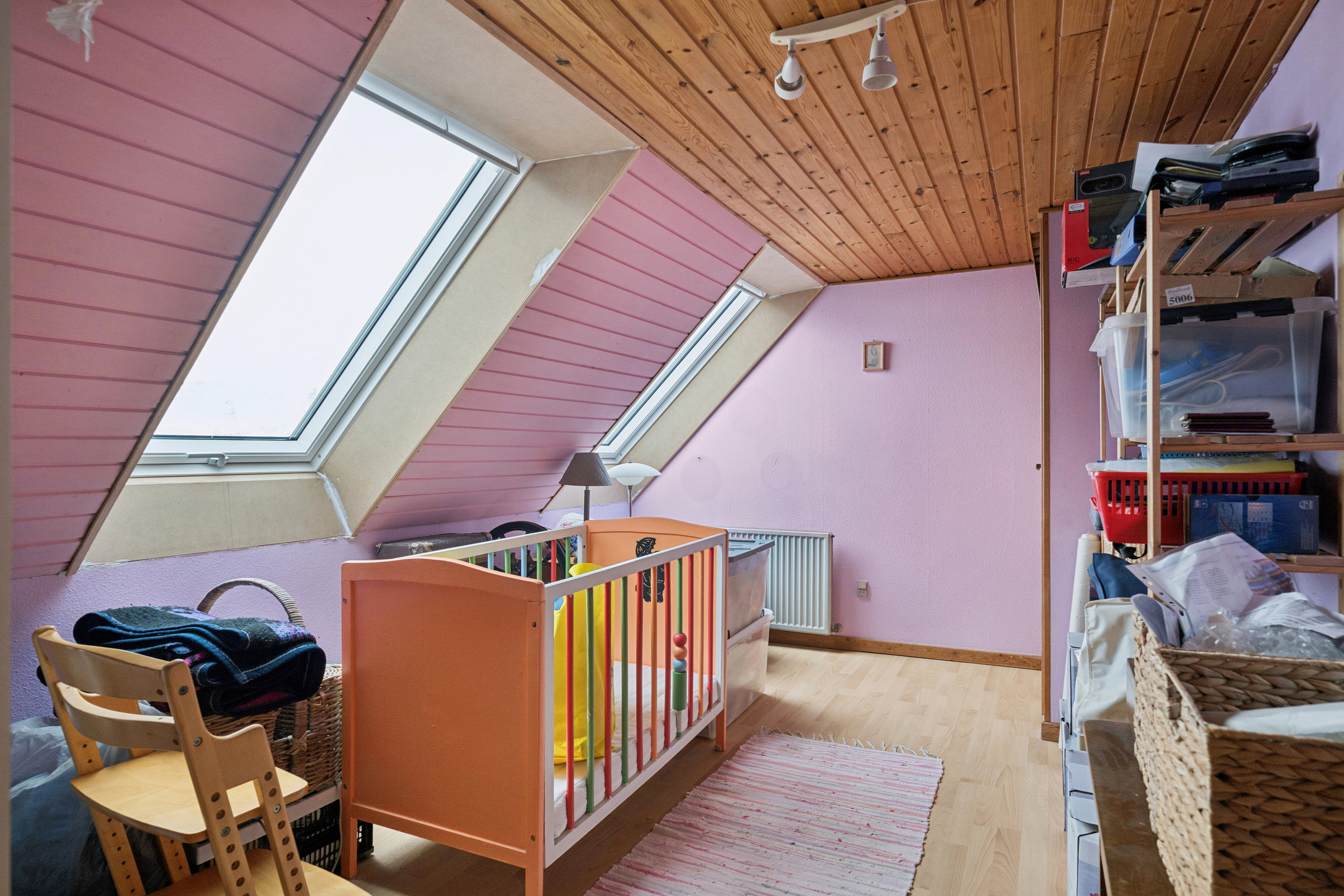 Fremhævet børneværelse billede i fuldskærmstilstand. Billede af Gl Præstøvej 33, 4735 Mern