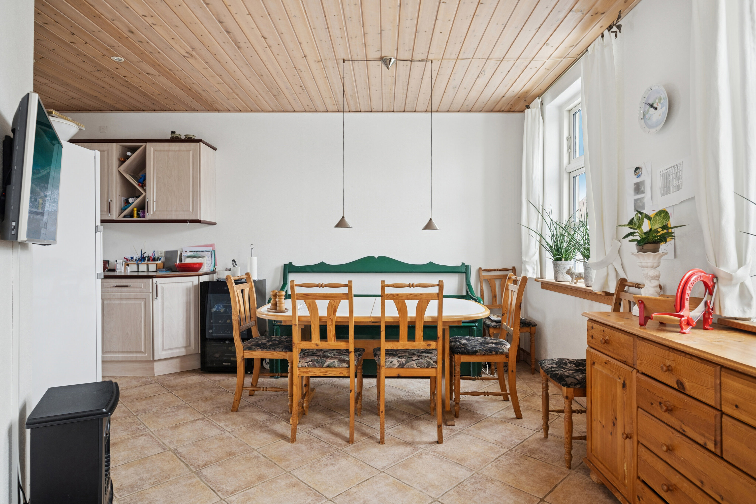 Fremhævet spisestue billede i fuldskærmstilstand. Billede af Gl Præstøvej 33, 4735 Mern