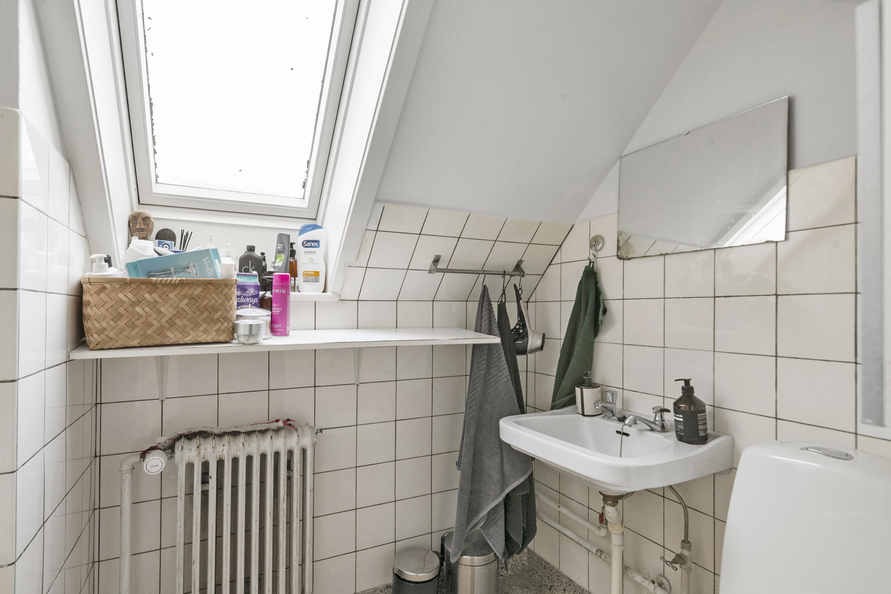 Fremhævet badeværelse billede i fuldskærmstilstand. Billede af Stockholmsgade 36, Christiansbjerg, 8200 Aarhus N