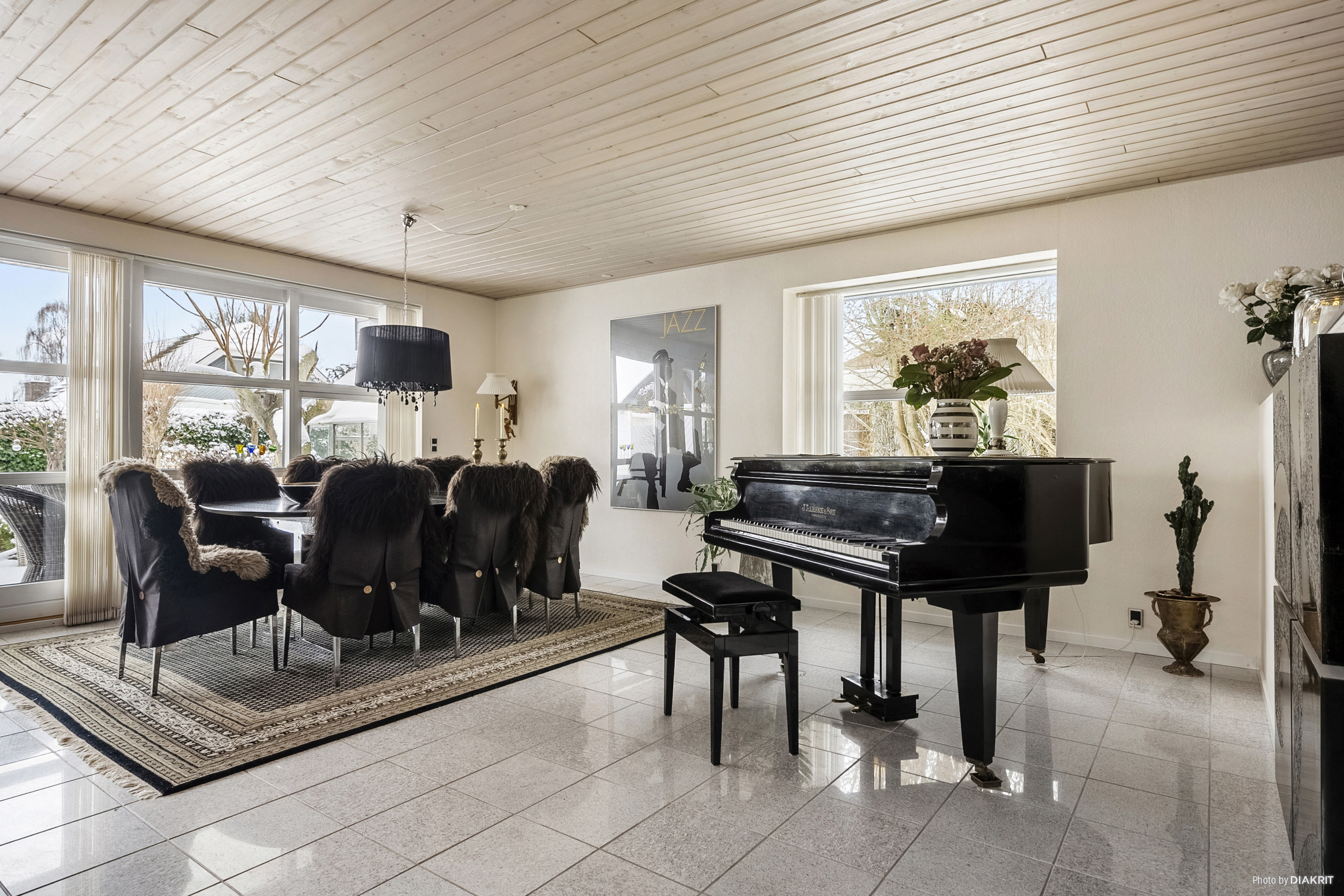 Fremhævet spisestue billede i fuldskærmstilstand. Billede af Lindevej 5, Saksild, 8300 Odder