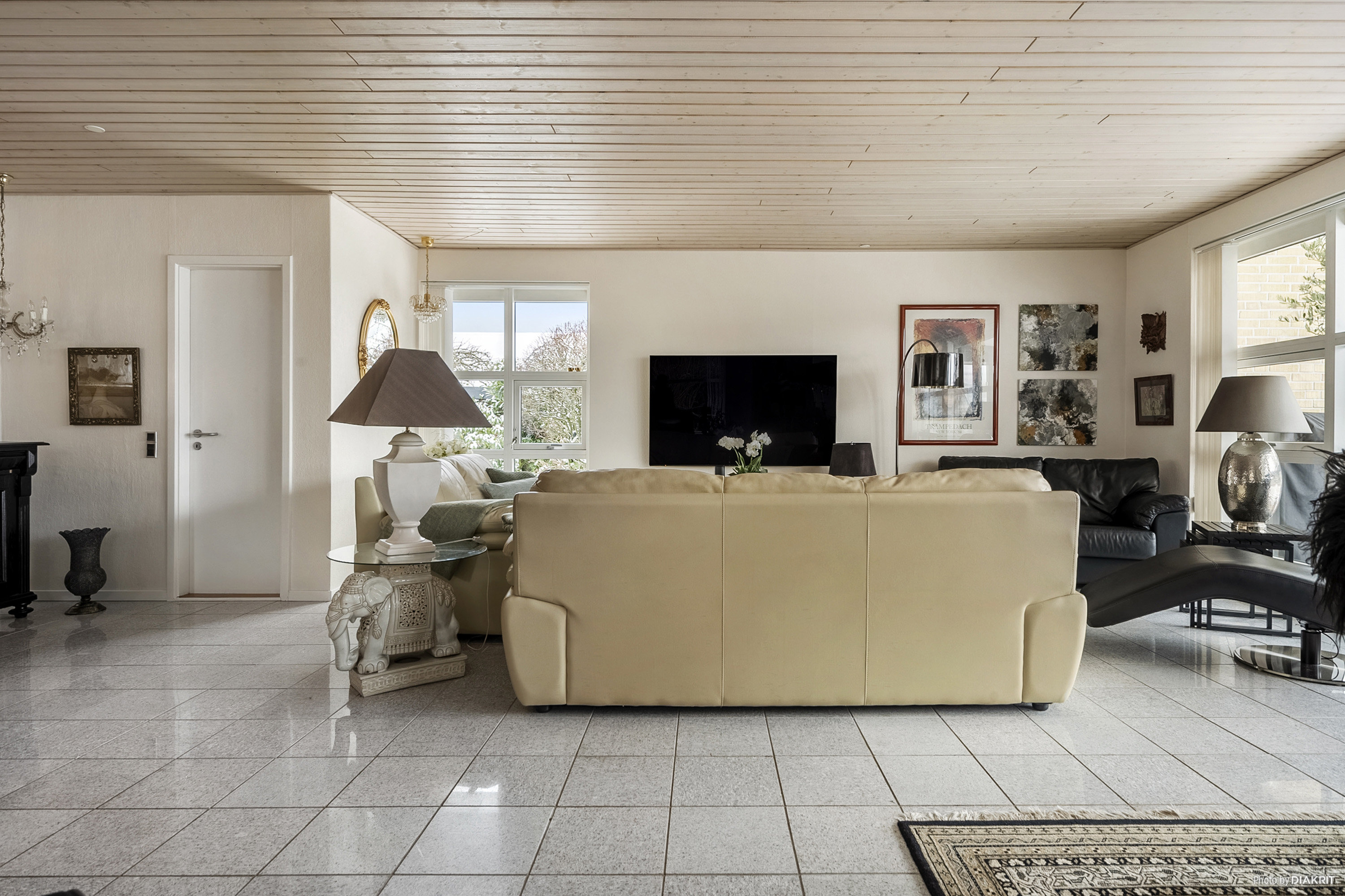 Fremhævet stue billede i fuldskærmstilstand. Billede af Lindevej 5, Saksild, 8300 Odder