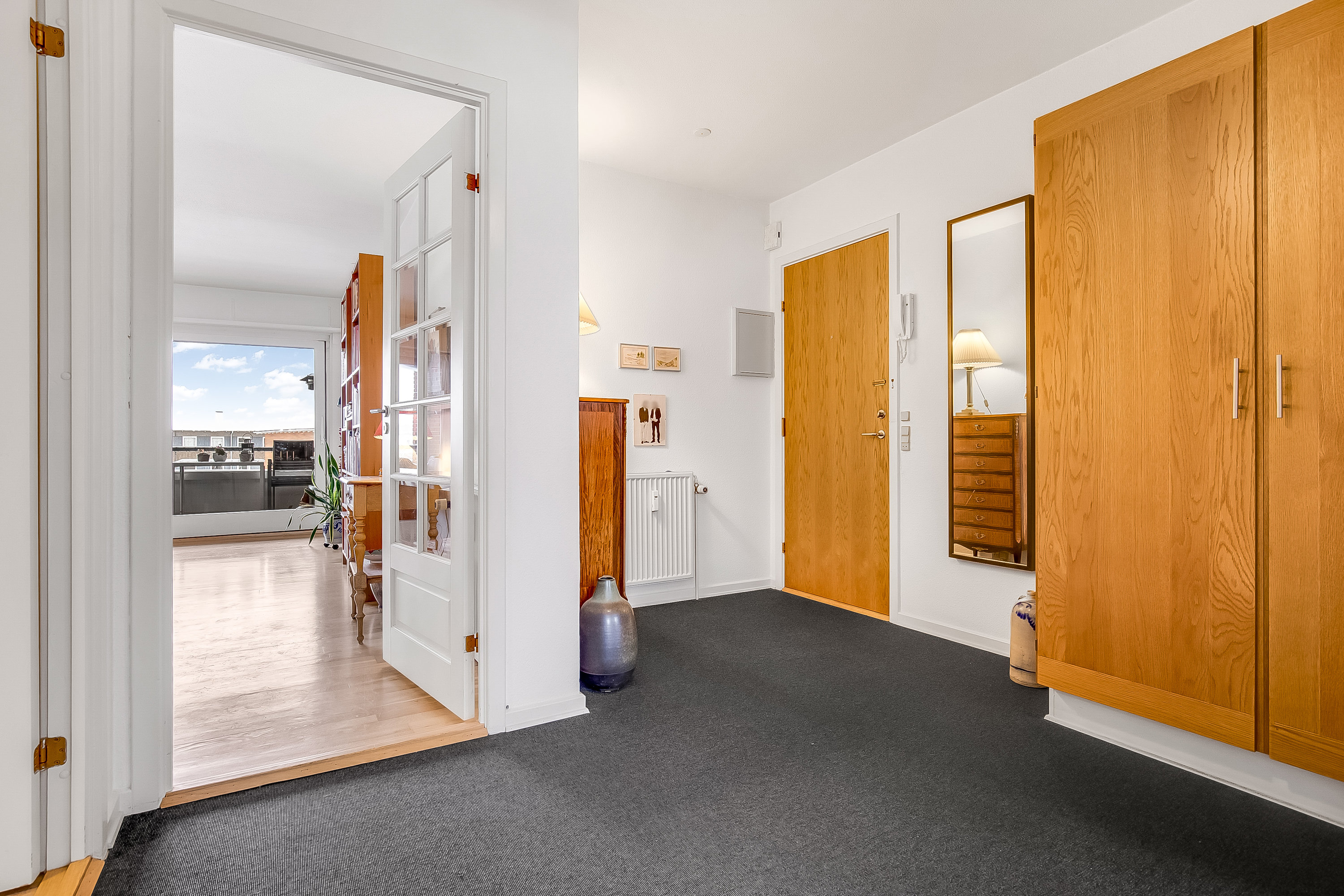 Fremhævet entré billede i fuldskærmstilstand. Billede af Egely Alle 1, 2. tv., Møholm, 7100 Vejle