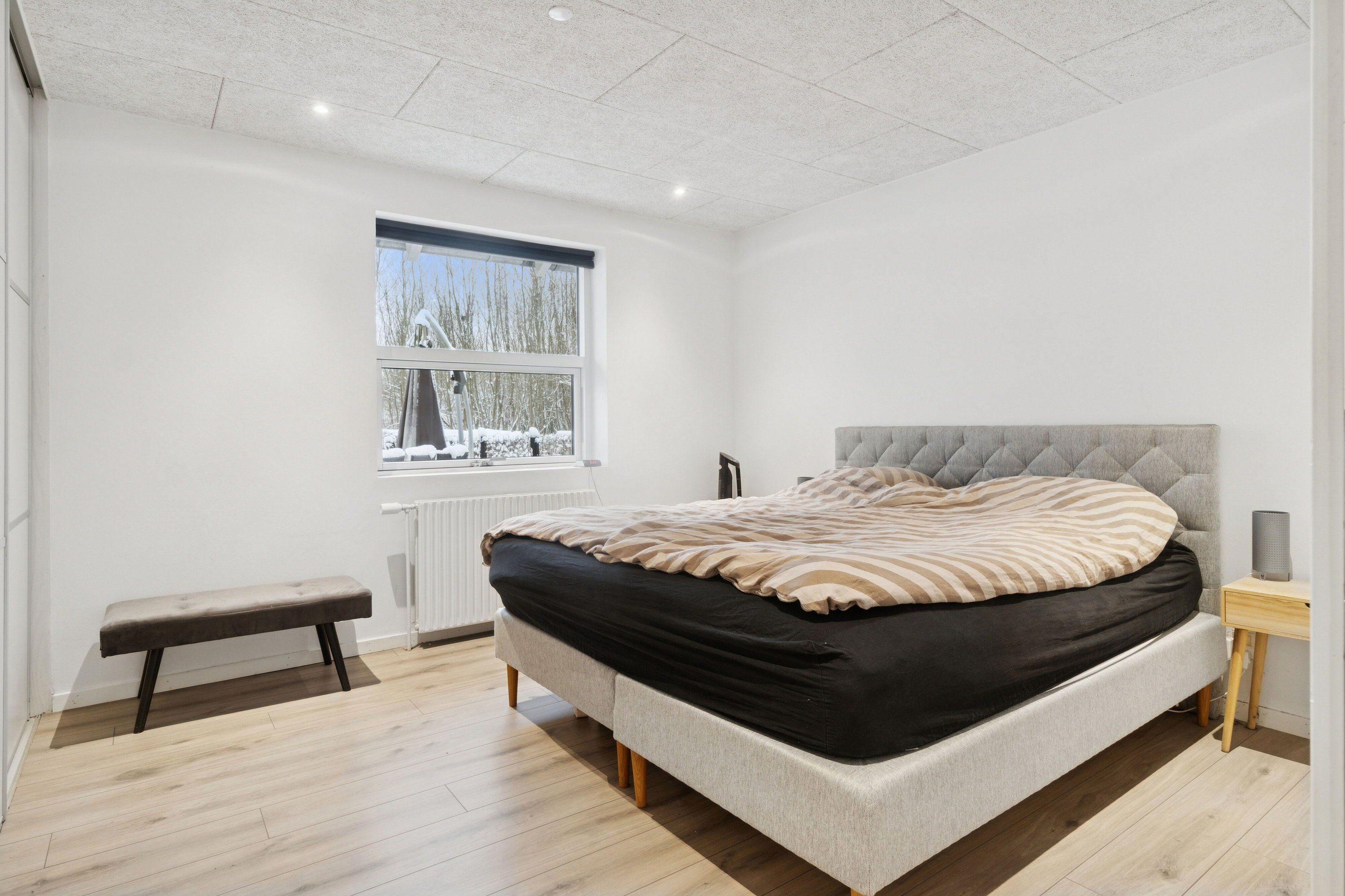 Fremhævet soveværelse billede i fuldskærmstilstand. Billede af Hyldevangen 5, 8620 Kjellerup