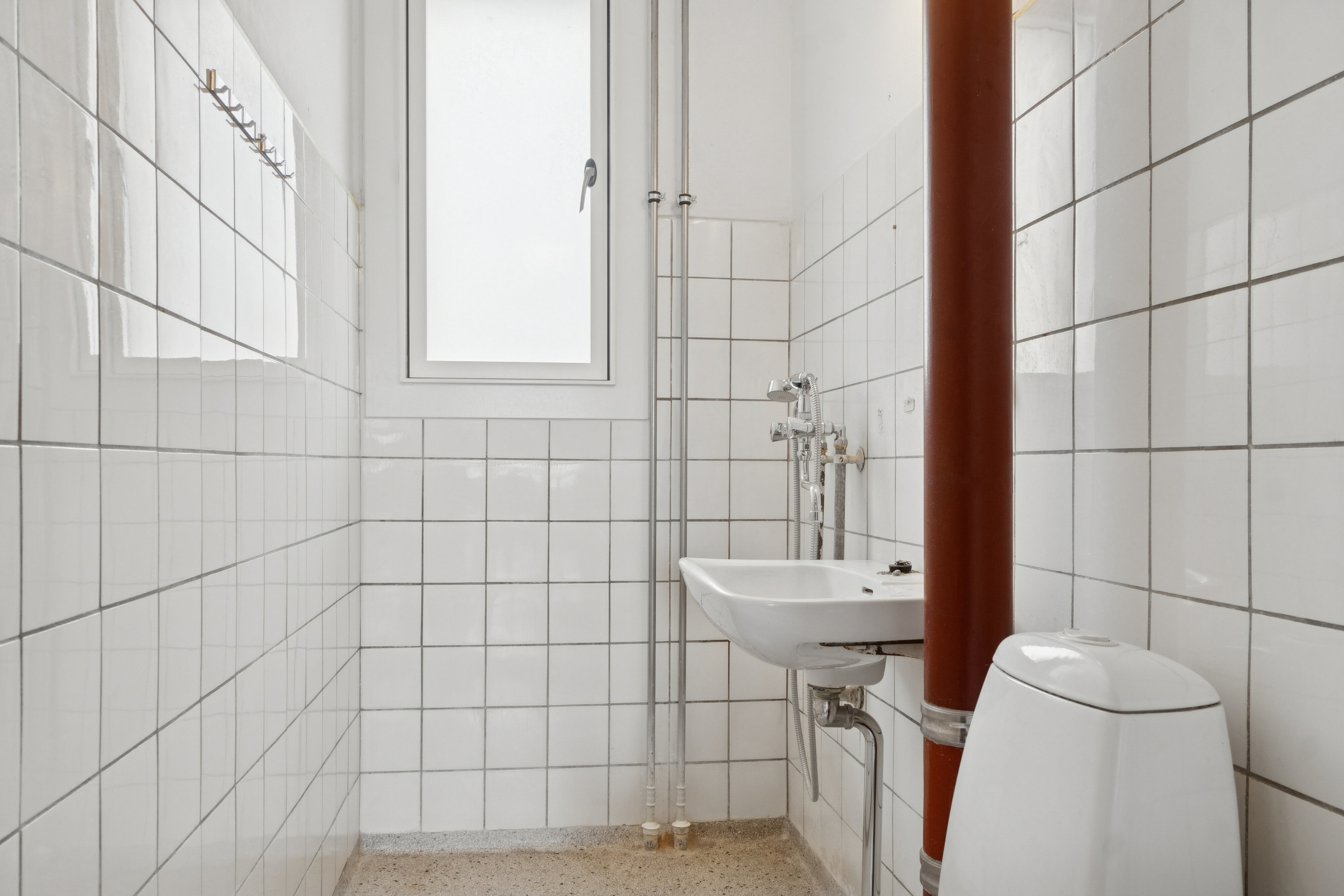 Fremhævet badeværelse billede i fuldskærmstilstand. Billede af Roskildevænget 3, 1. tv., 4000 Roskilde