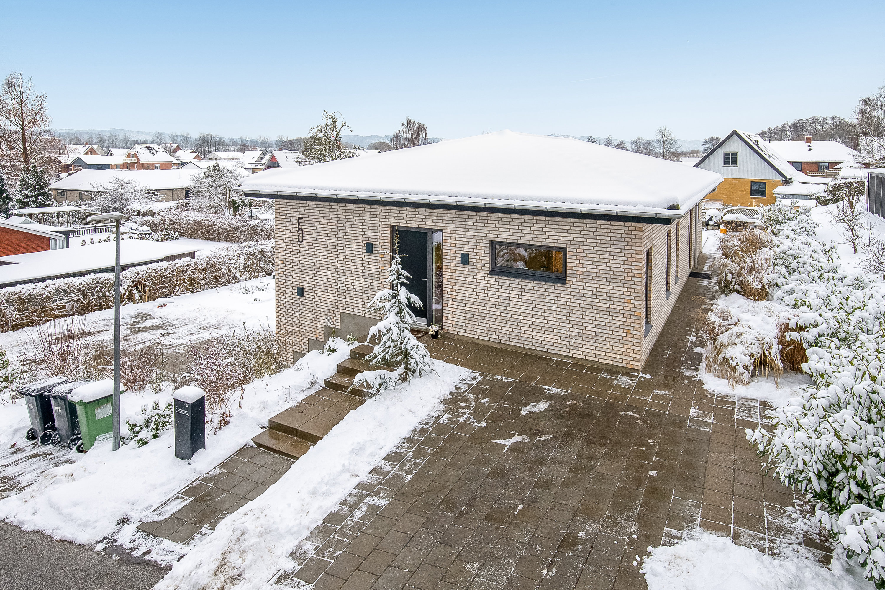 Fremhævet ejendommen billede i fuldskærmstilstand. Billede af Niels Pedersens Vej 5, Trædballe, 7100 Vejle