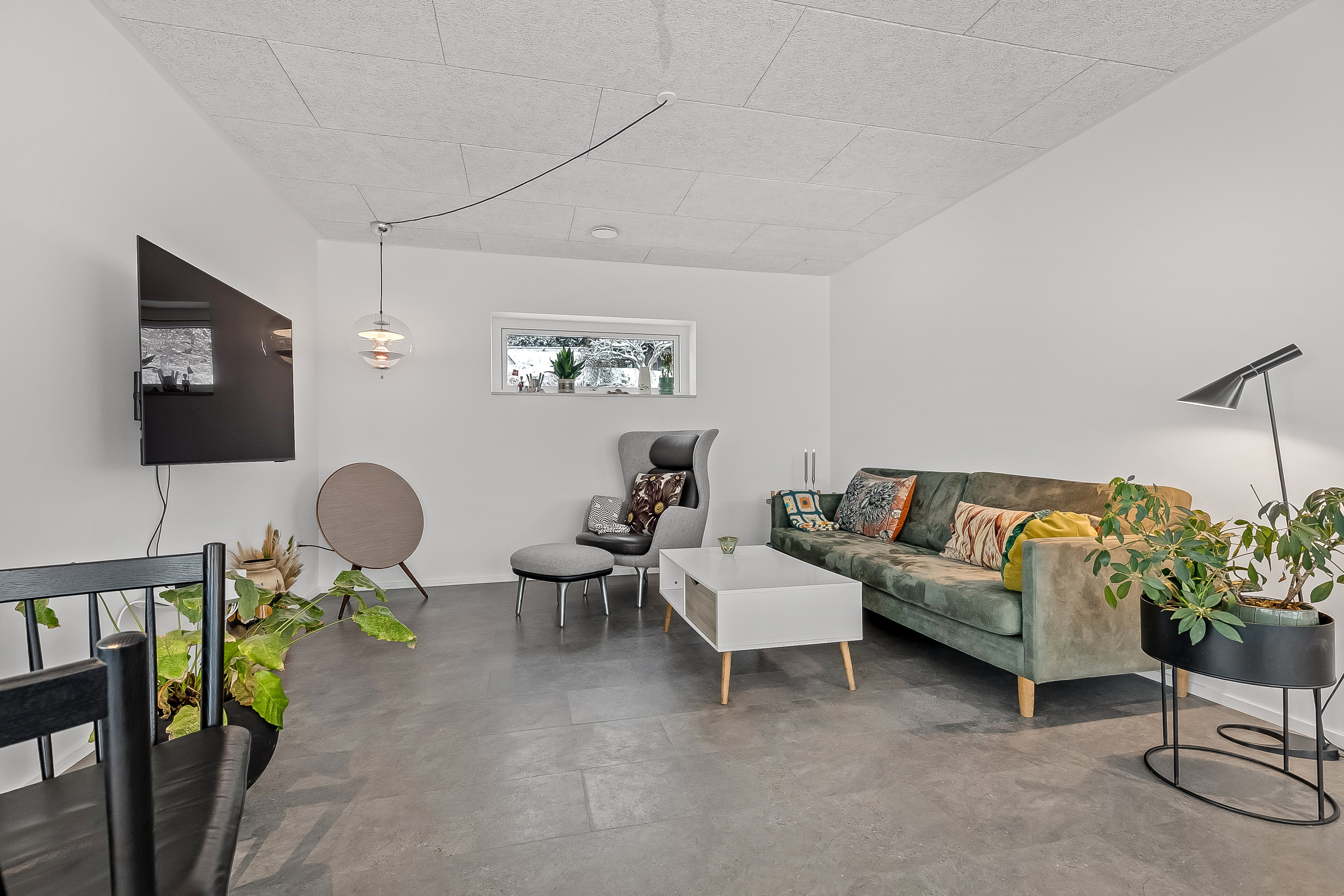 Fremhævet stue billede i fuldskærmstilstand. Billede af Niels Pedersens Vej 5, Trædballe, 7100 Vejle