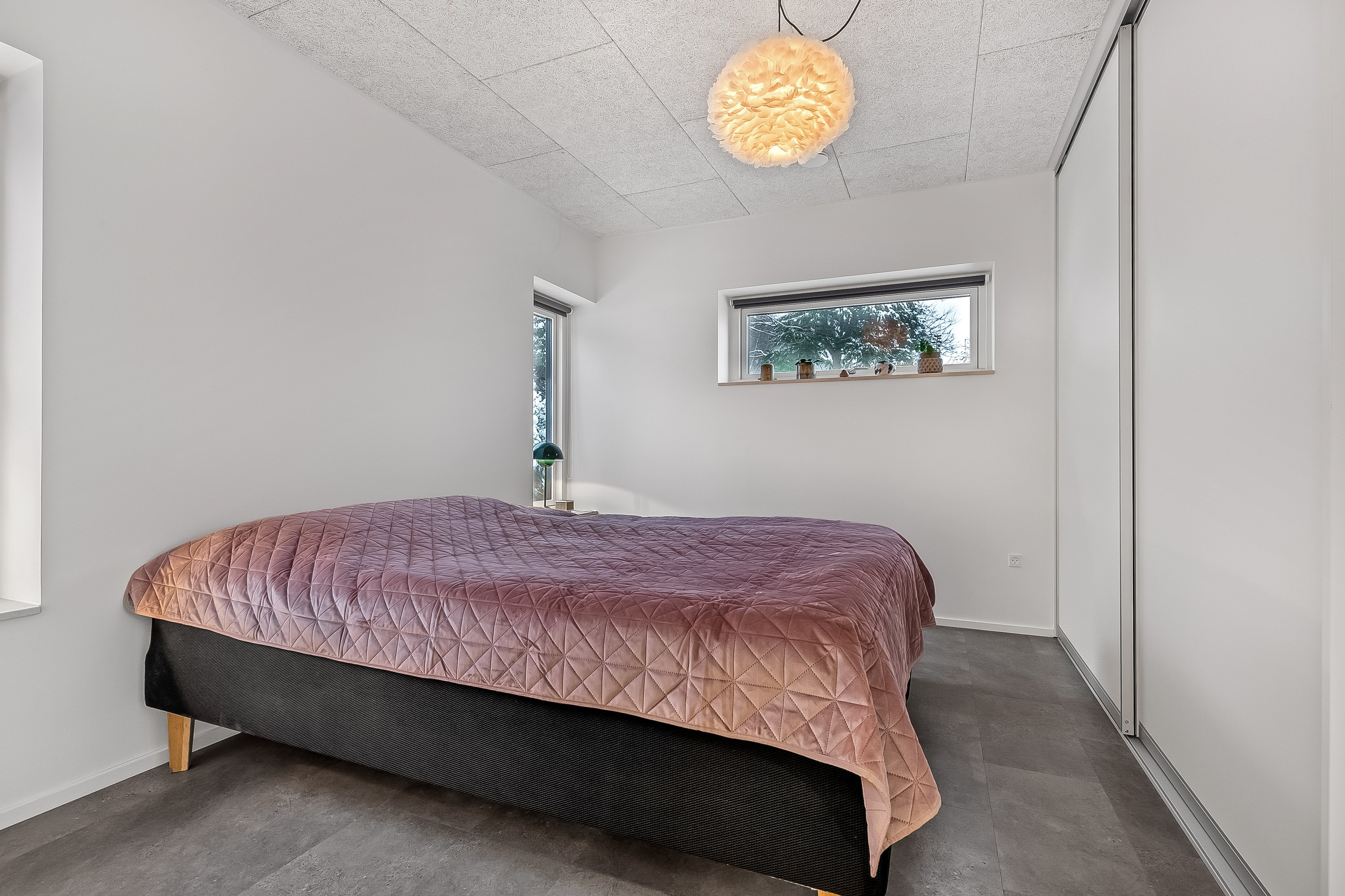 Fremhævet soveværelse billede i fuldskærmstilstand. Billede af Niels Pedersens Vej 5, Trædballe, 7100 Vejle