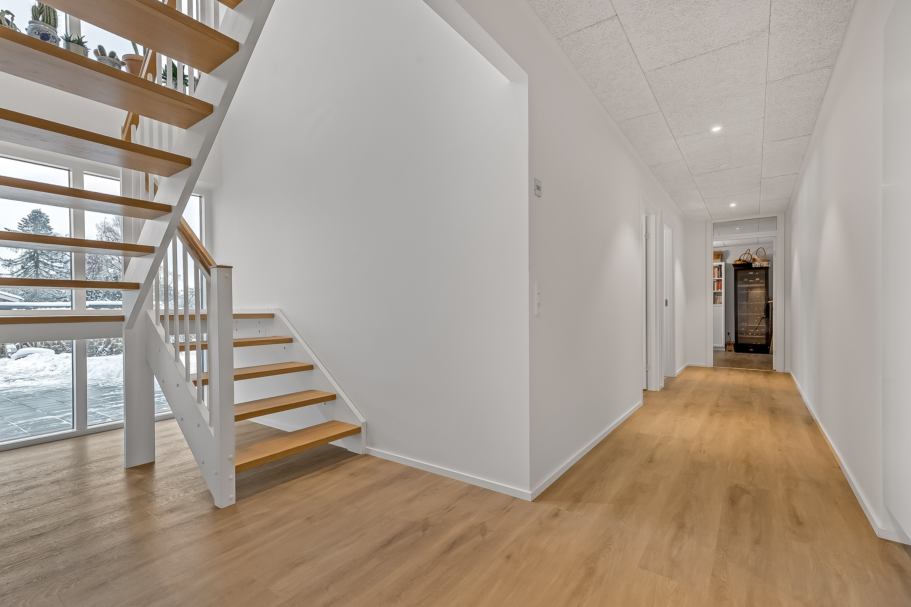 Fremhævet gang billede i fuldskærmstilstand. Billede af Niels Pedersens Vej 5, Trædballe, 7100 Vejle