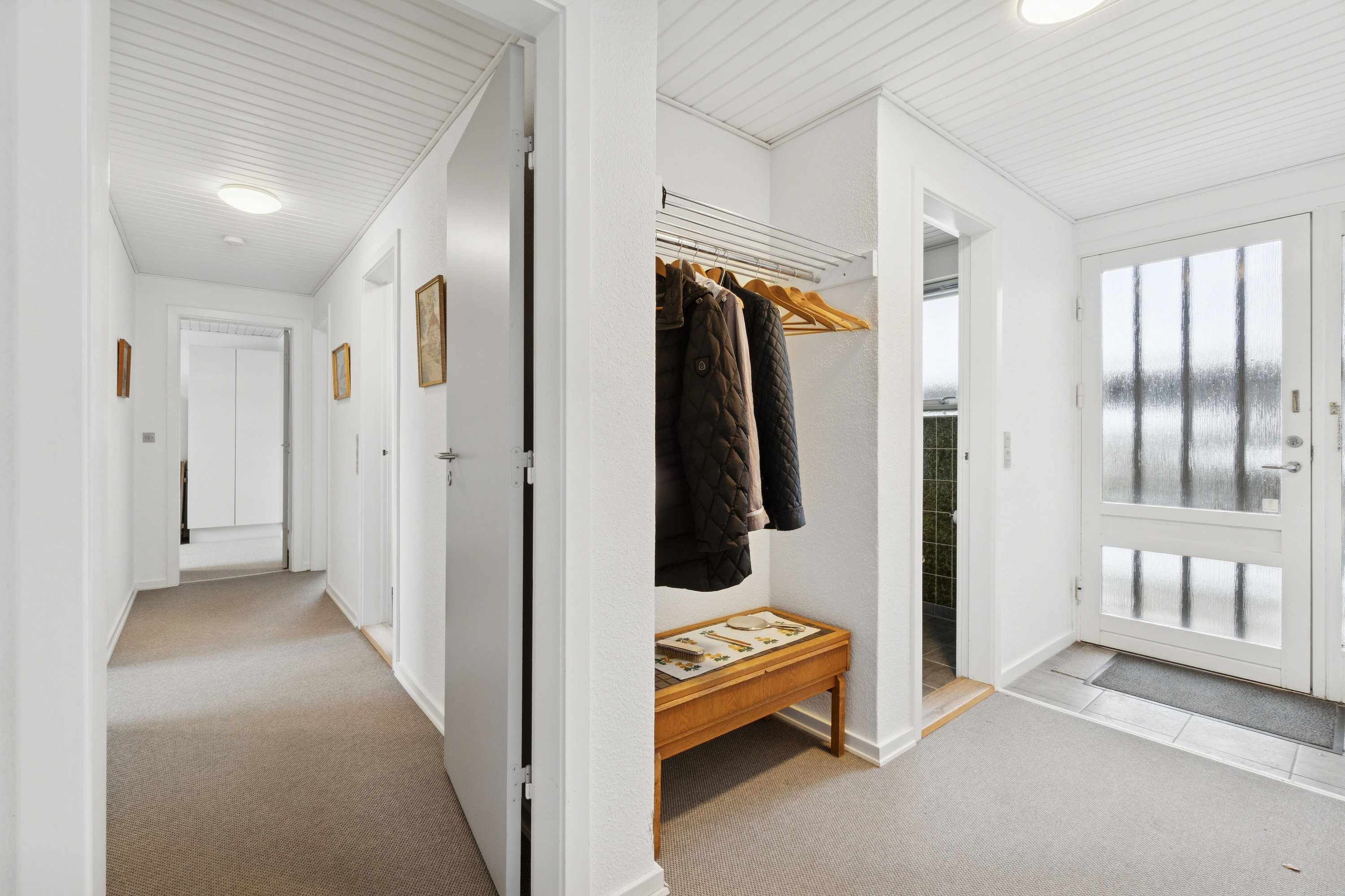 Fremhævet gang billede i fuldskærmstilstand. Billede af Skovfyrren 4, 8620 Kjellerup