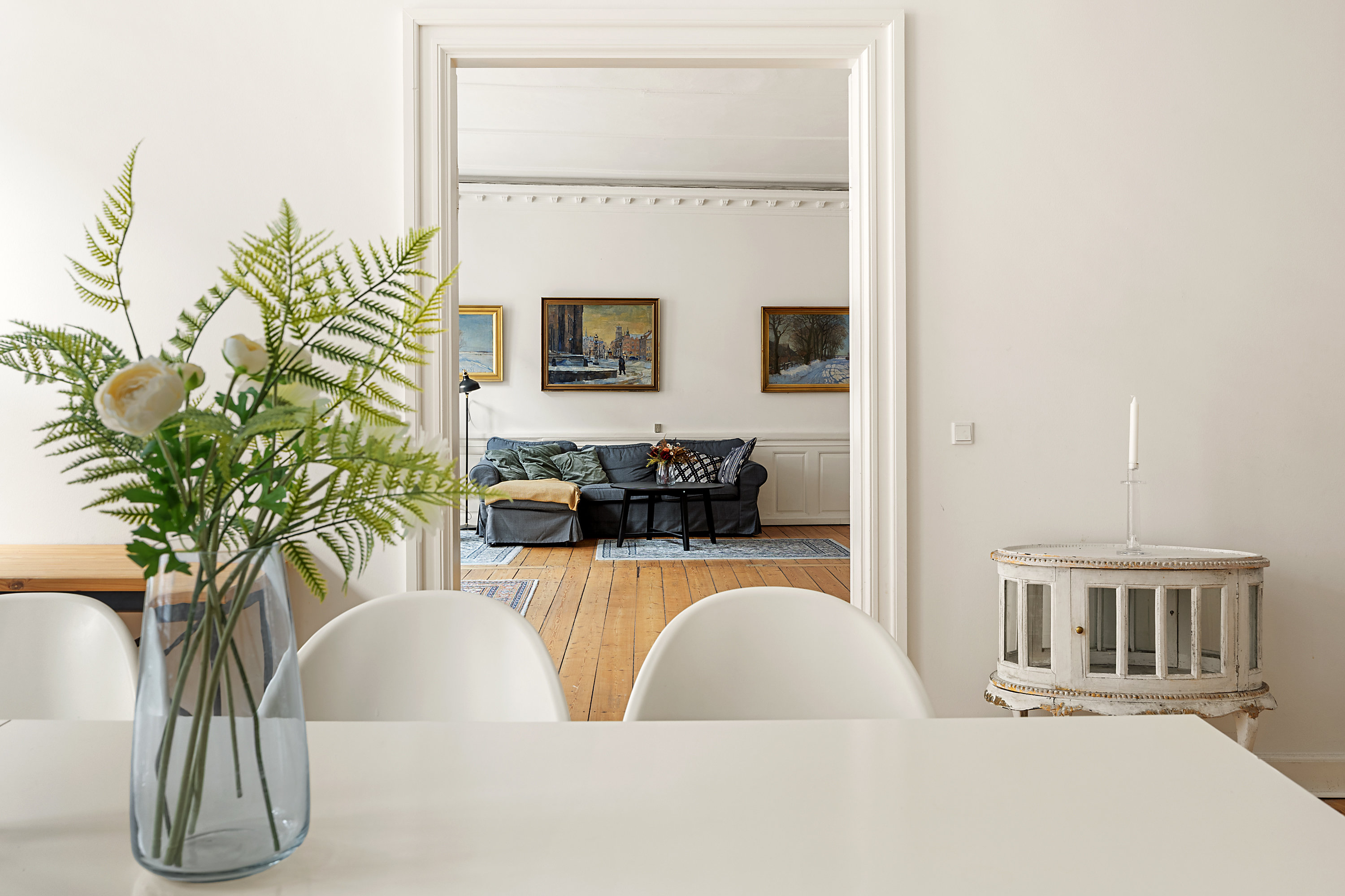 Fremhævet stue billede i fuldskærmstilstand. Billede af Kompagnistræde 14B, 1., 1208 København K