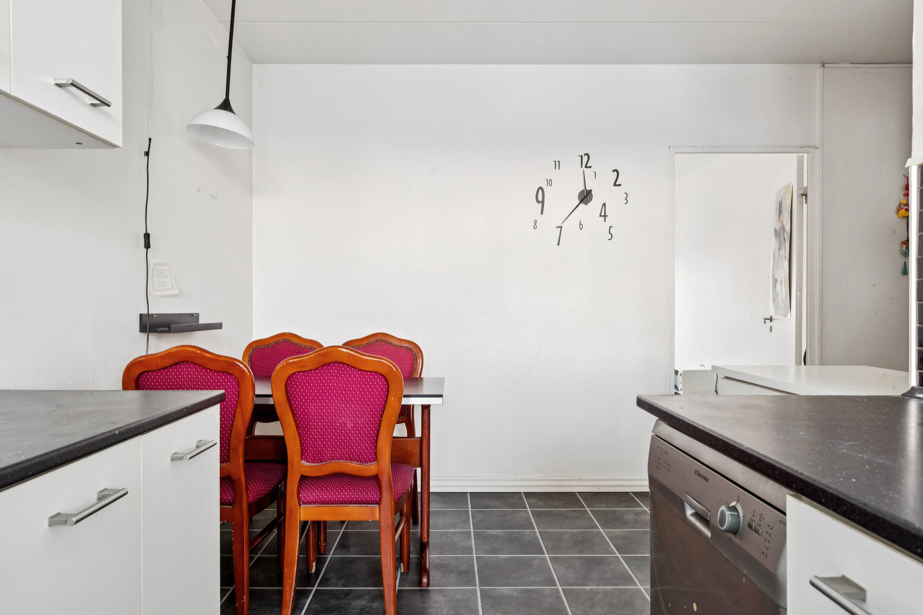 Fremhævet køkken billede i fuldskærmstilstand. Billede af Horsensvej 14, 2. tv., 3000 Helsingør