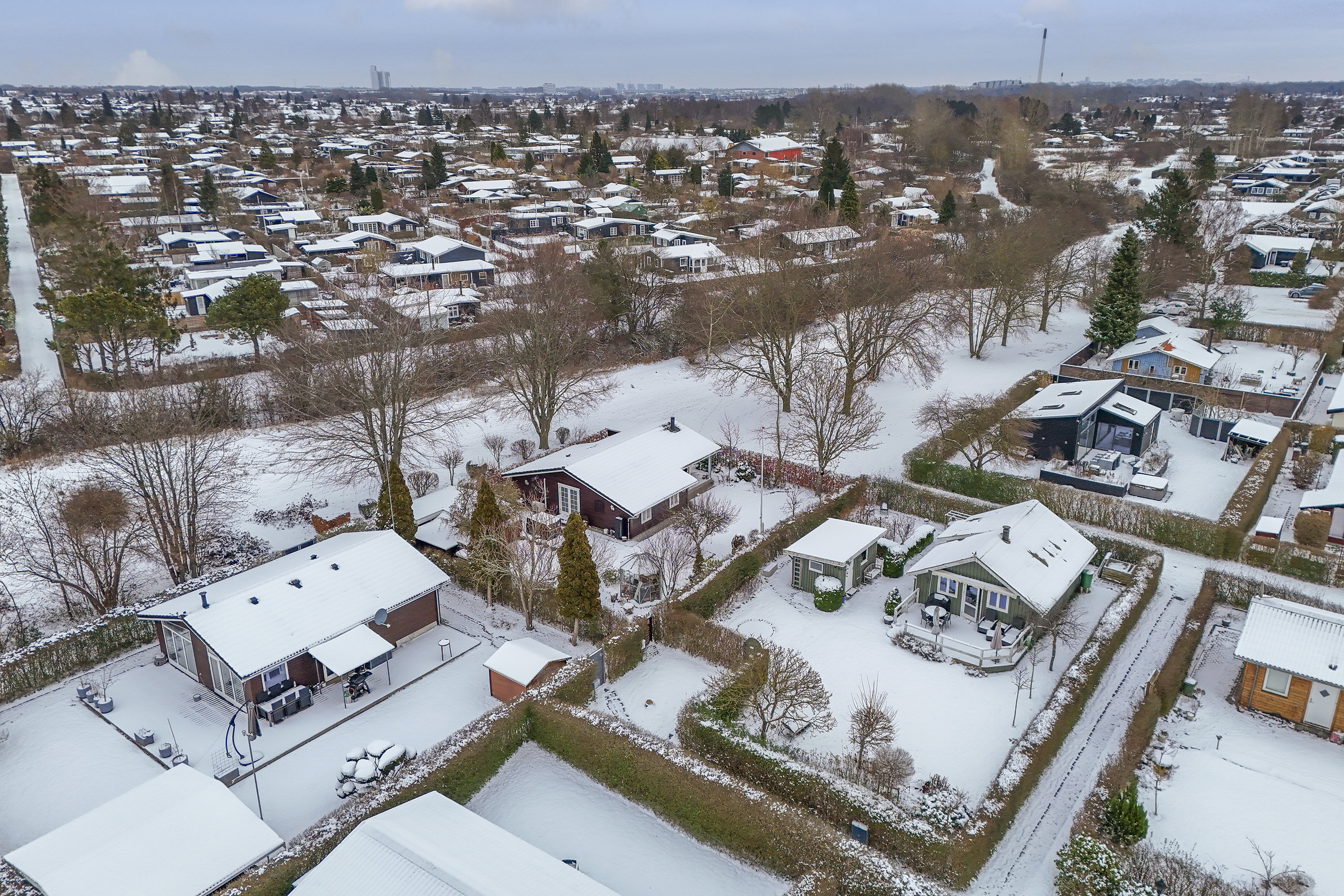 Fremhævet set fra oven billede i fuldskærmstilstand. Billede af Asynjevej 40, 2740 Skovlunde