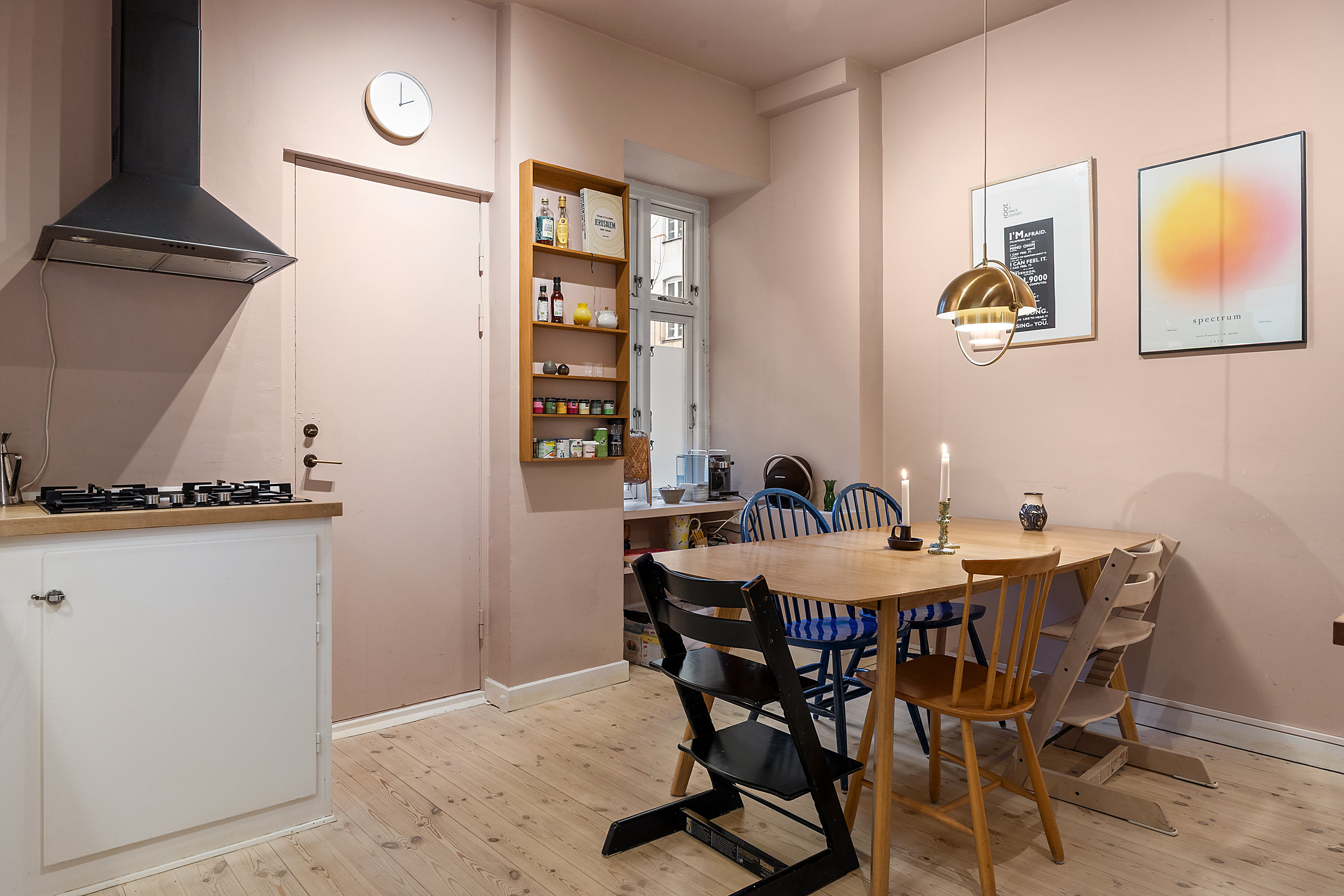 Fremhævet køkken billede i fuldskærmstilstand. Billede af Broagergade 4, st.., 1672 København V