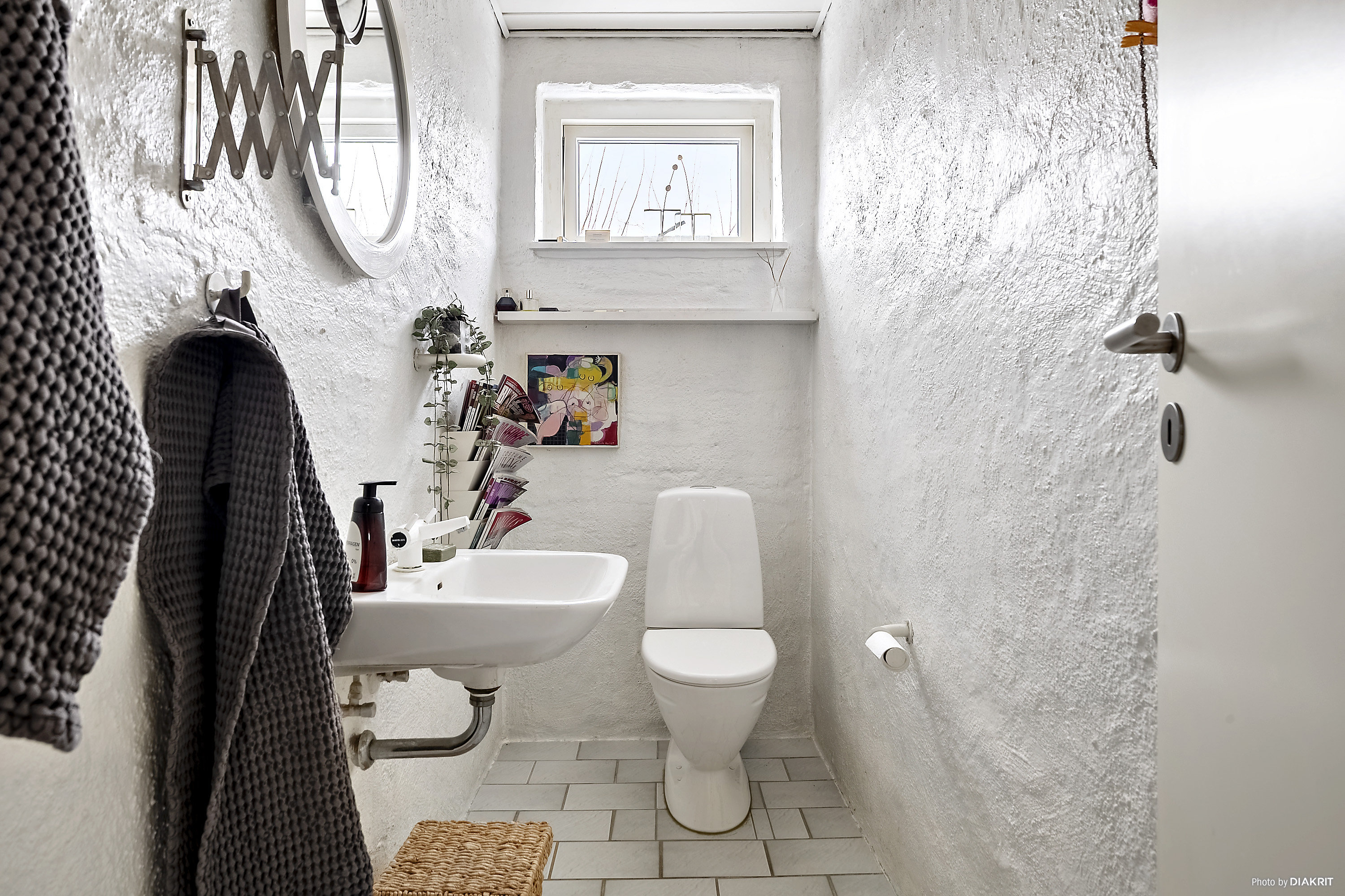 Fremhævet toilet billede i fuldskærmstilstand. Billede af Villavej 3B, Hou, 8300 Odder