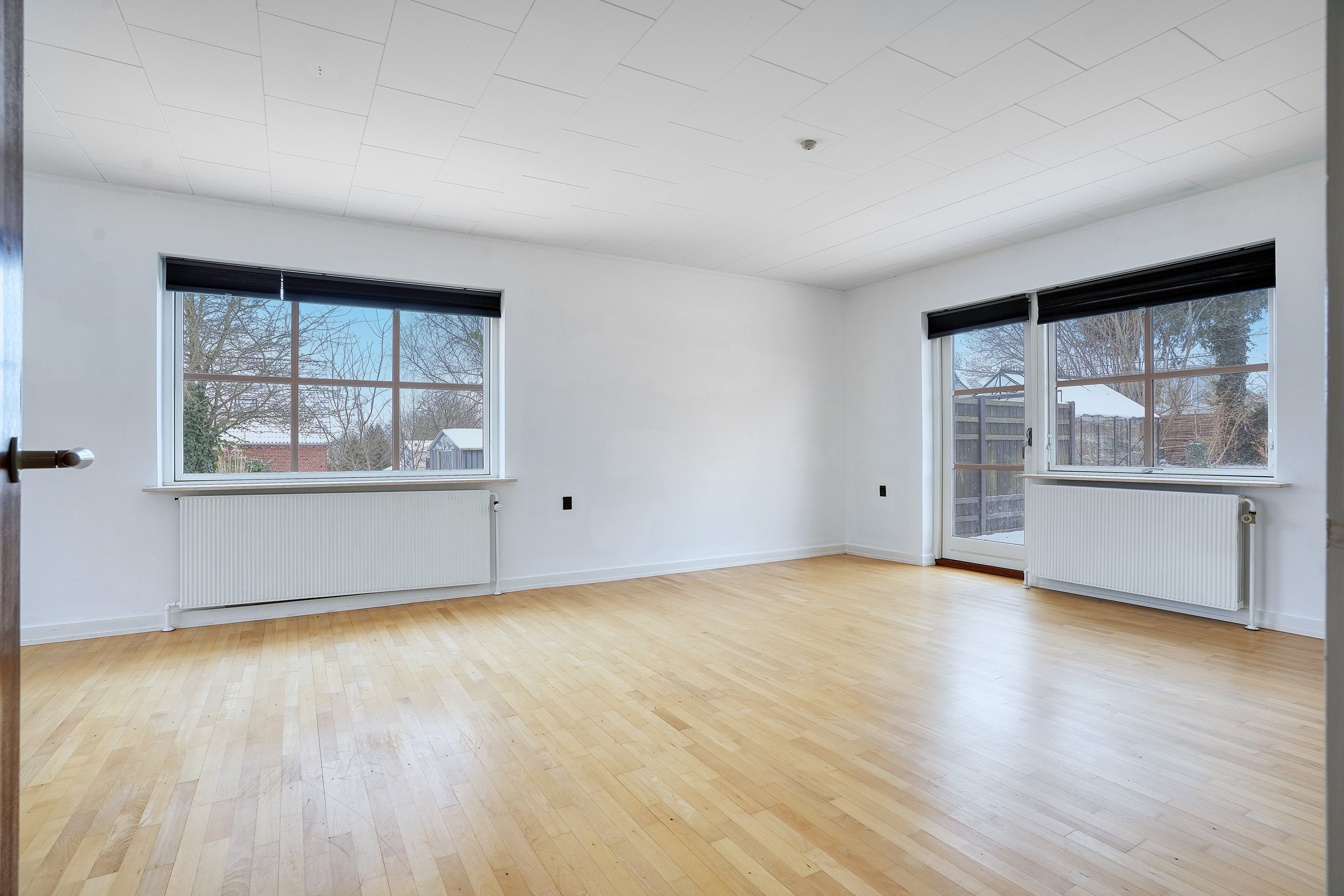 Fremhævet stue billede i fuldskærmstilstand. Billede af Pilevej 1, 4340 Tølløse