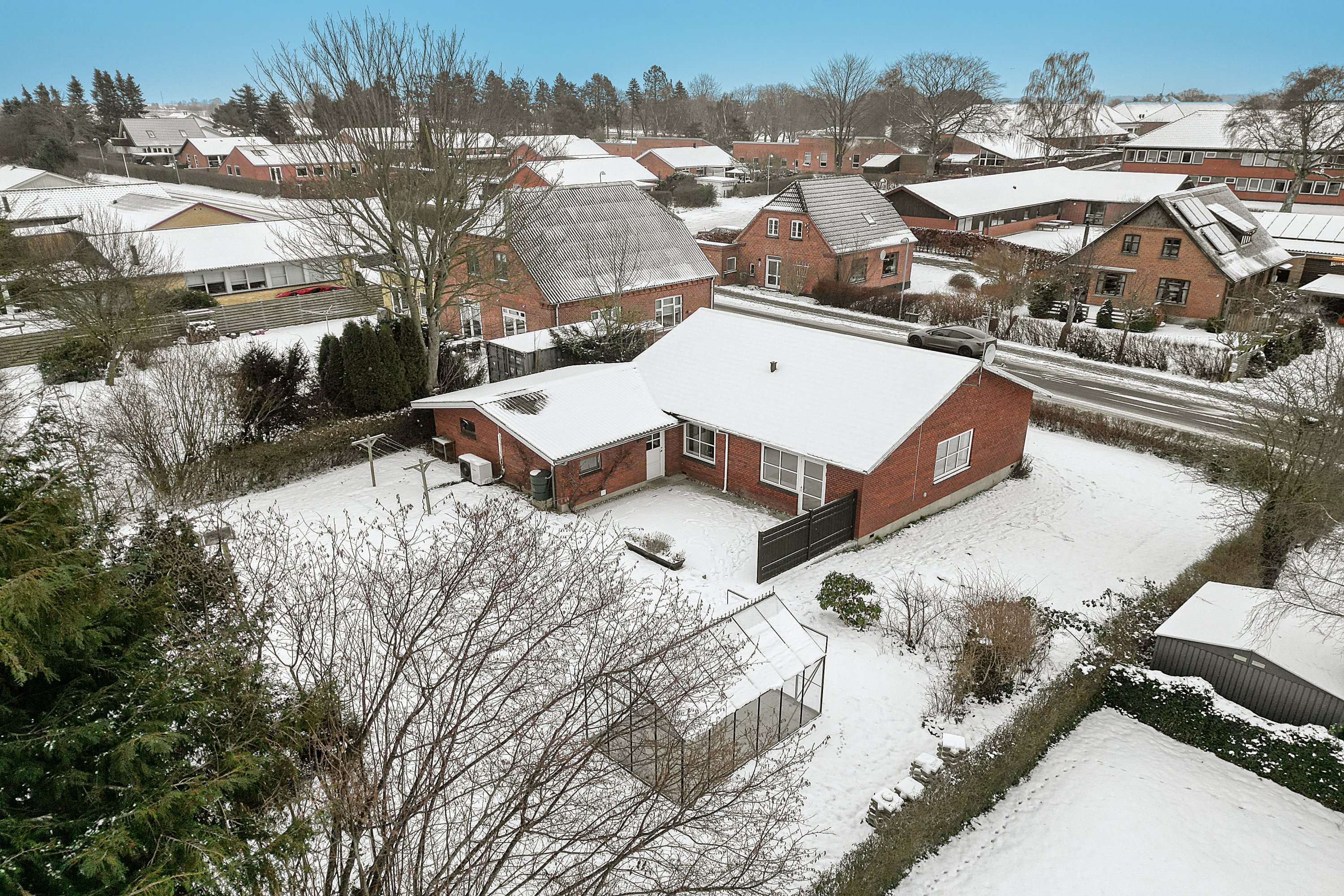 Fremhævet luftfoto billede i fuldskærmstilstand. Billede af Pilevej 1, 4340 Tølløse