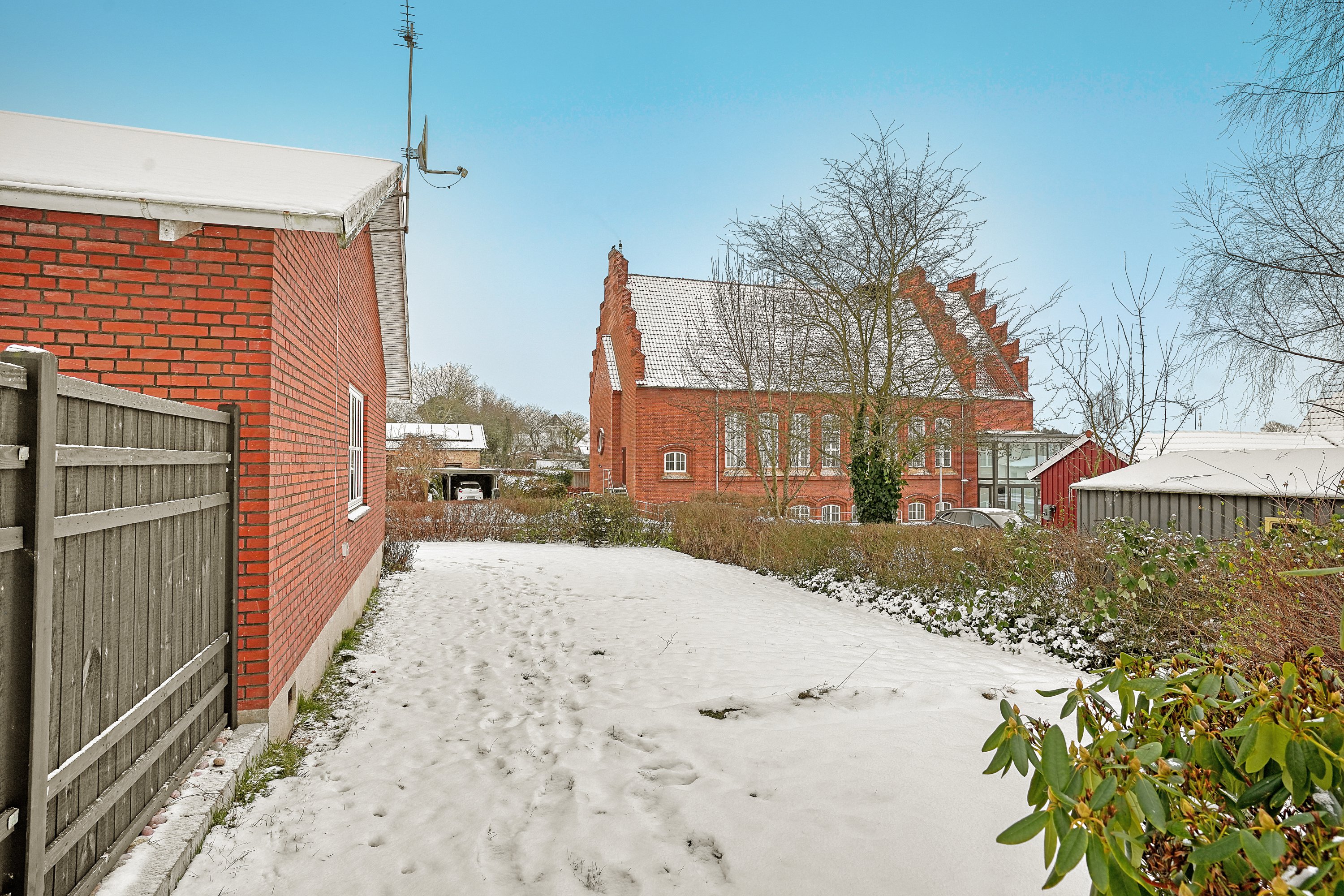 Fremhævet terrasse billede i fuldskærmstilstand. Billede af Pilevej 1, 4340 Tølløse