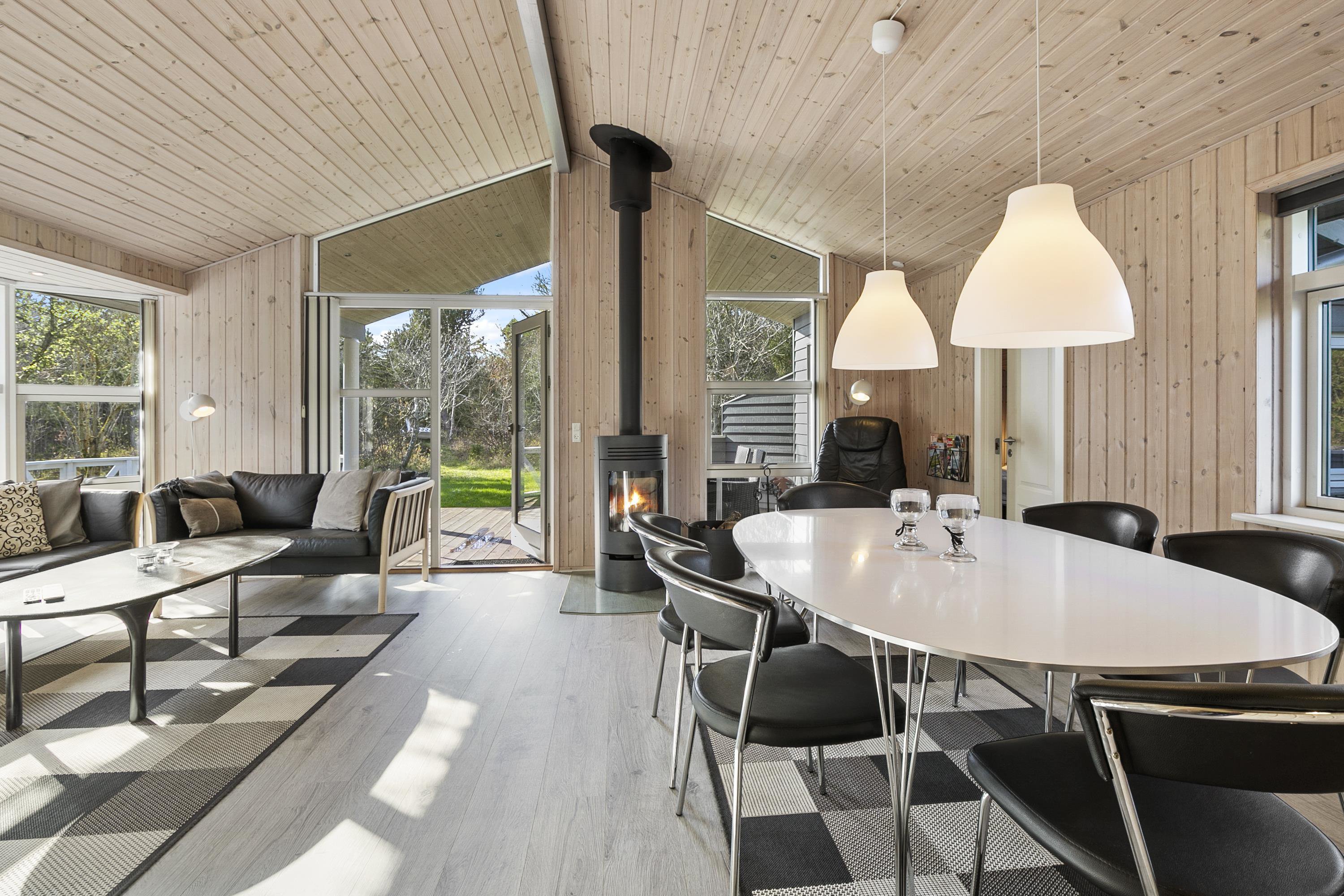 Fremhævet  billede i fuldskærmstilstand. Billede af Fyrrealle 13, Lodbj Hede, 6950 Ringkøbing