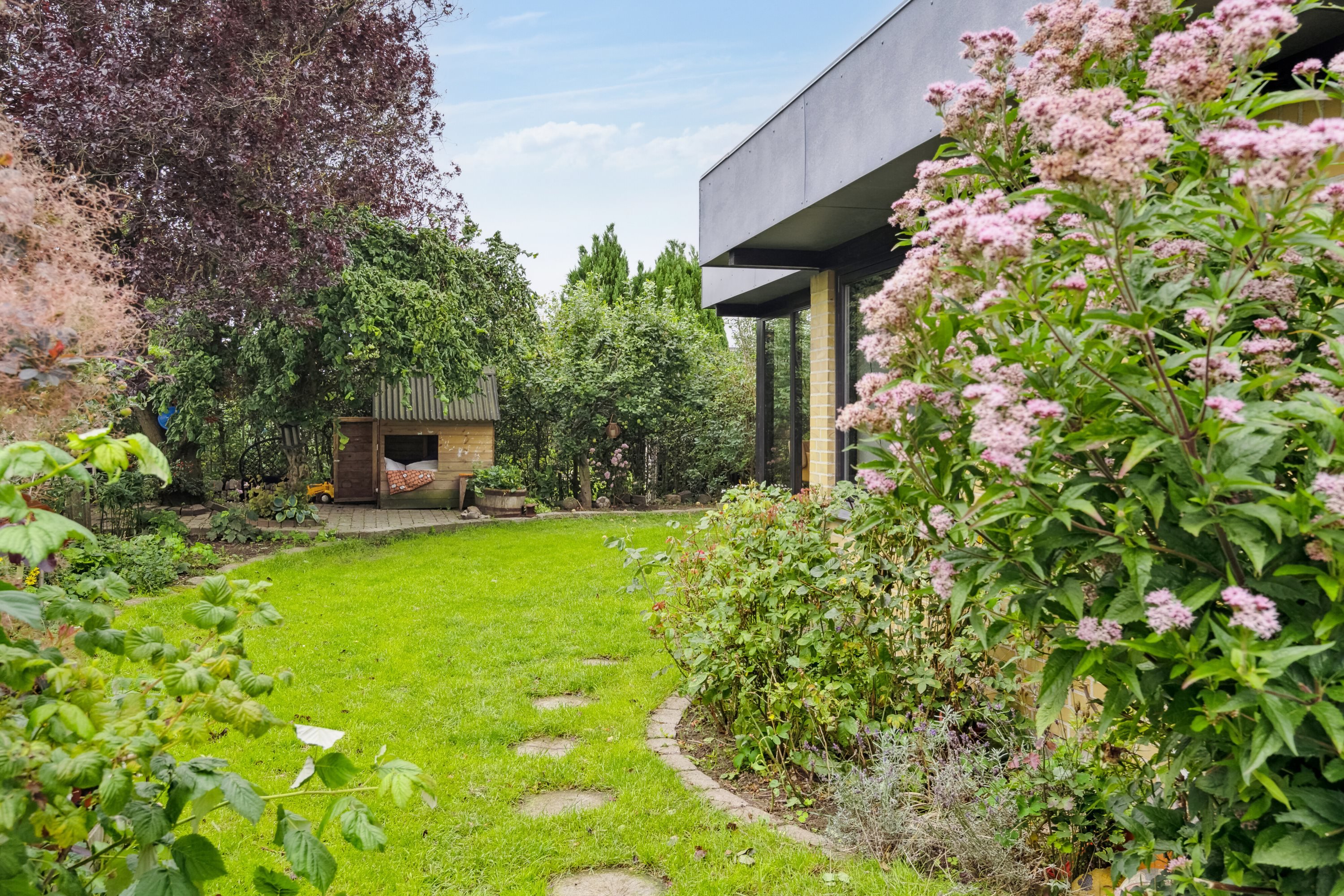 Fremhævet  billede i fuldskærmstilstand. Billede af Hasle Ringvej 44, 8210 Aarhus V