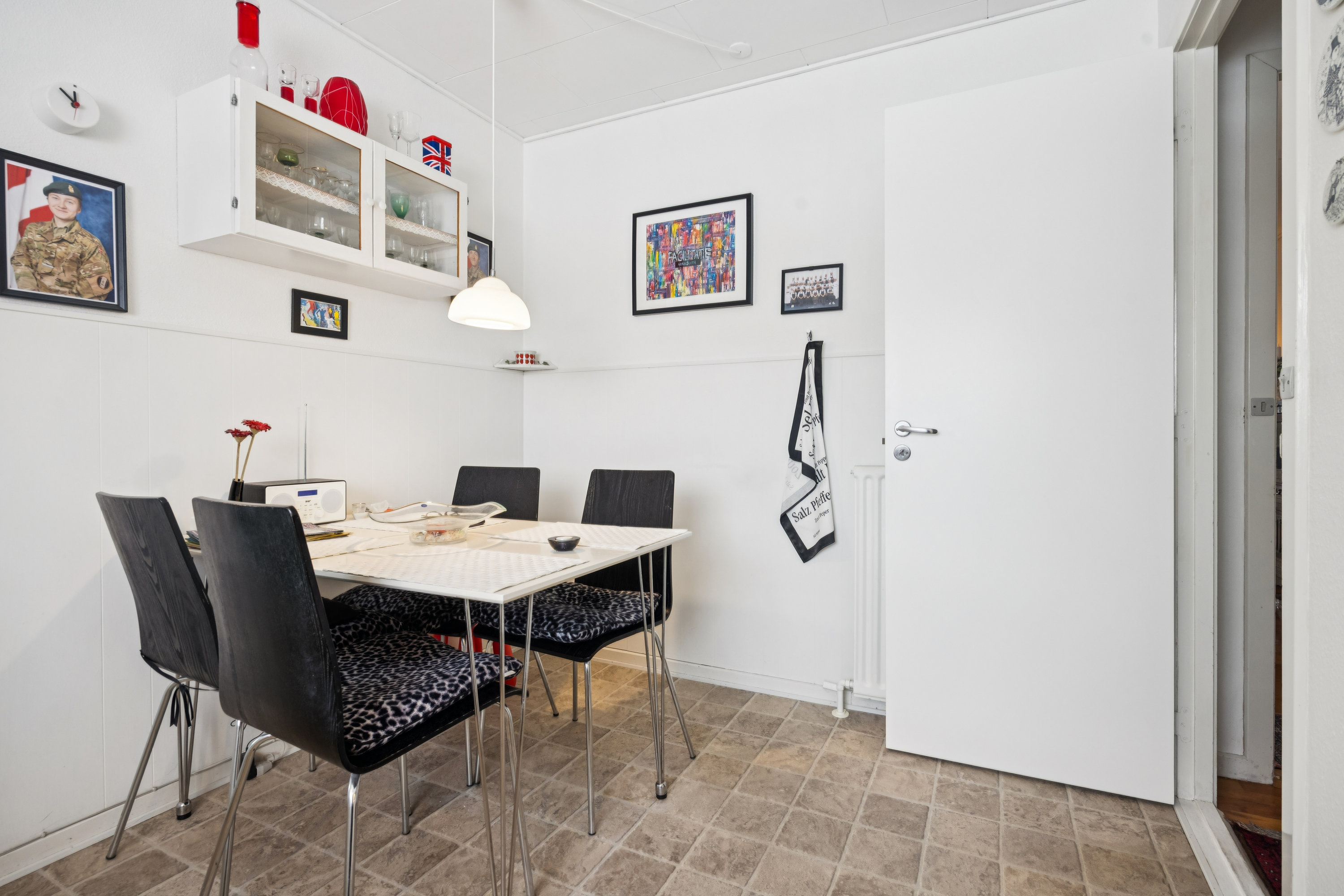 Fremhævet stue billede i fuldskærmstilstand. Billede af Jens Lunds Vej 11, 9310 Vodskov