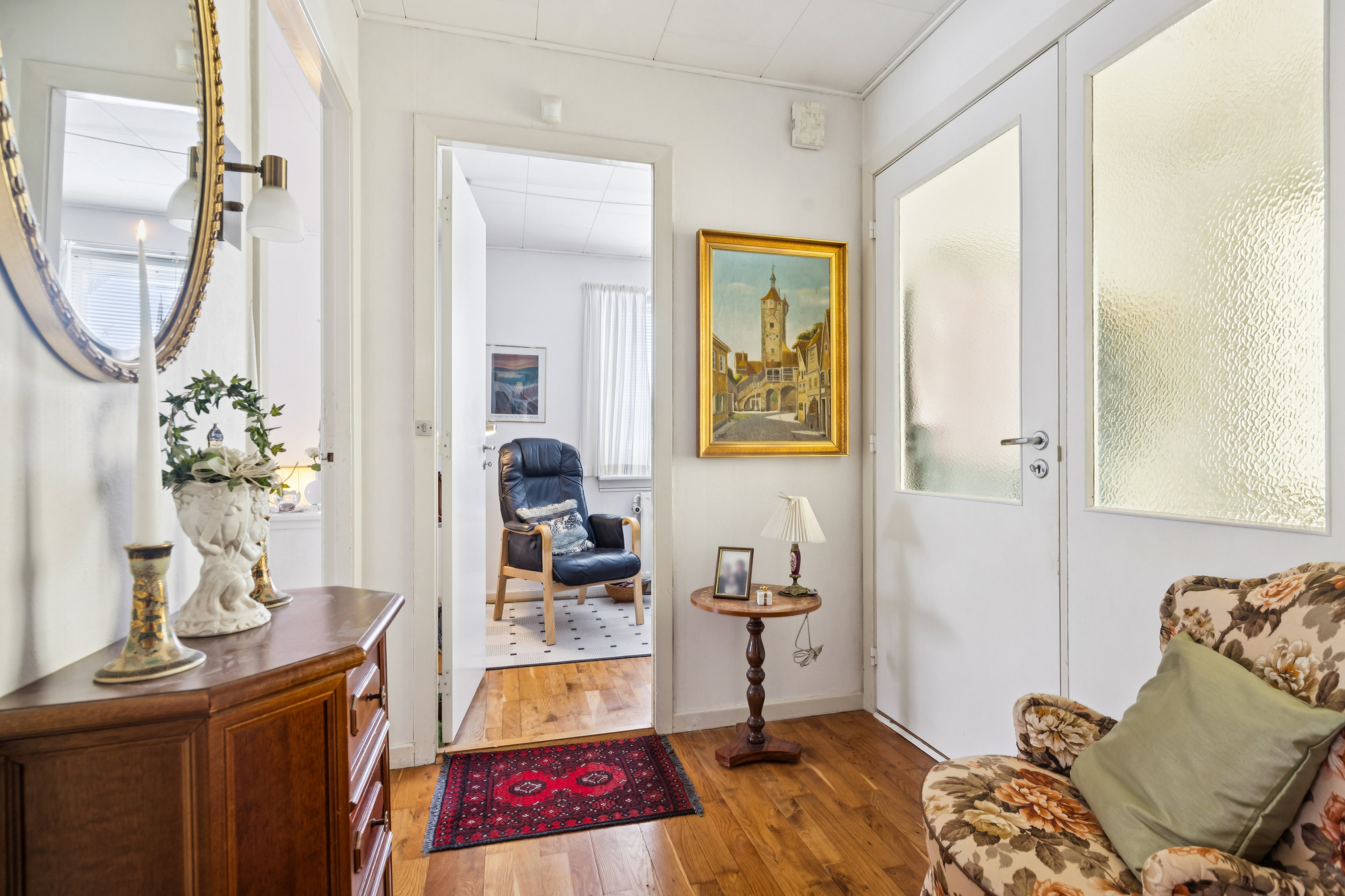 Fremhævet gang billede i fuldskærmstilstand. Billede af Jens Lunds Vej 11, 9310 Vodskov