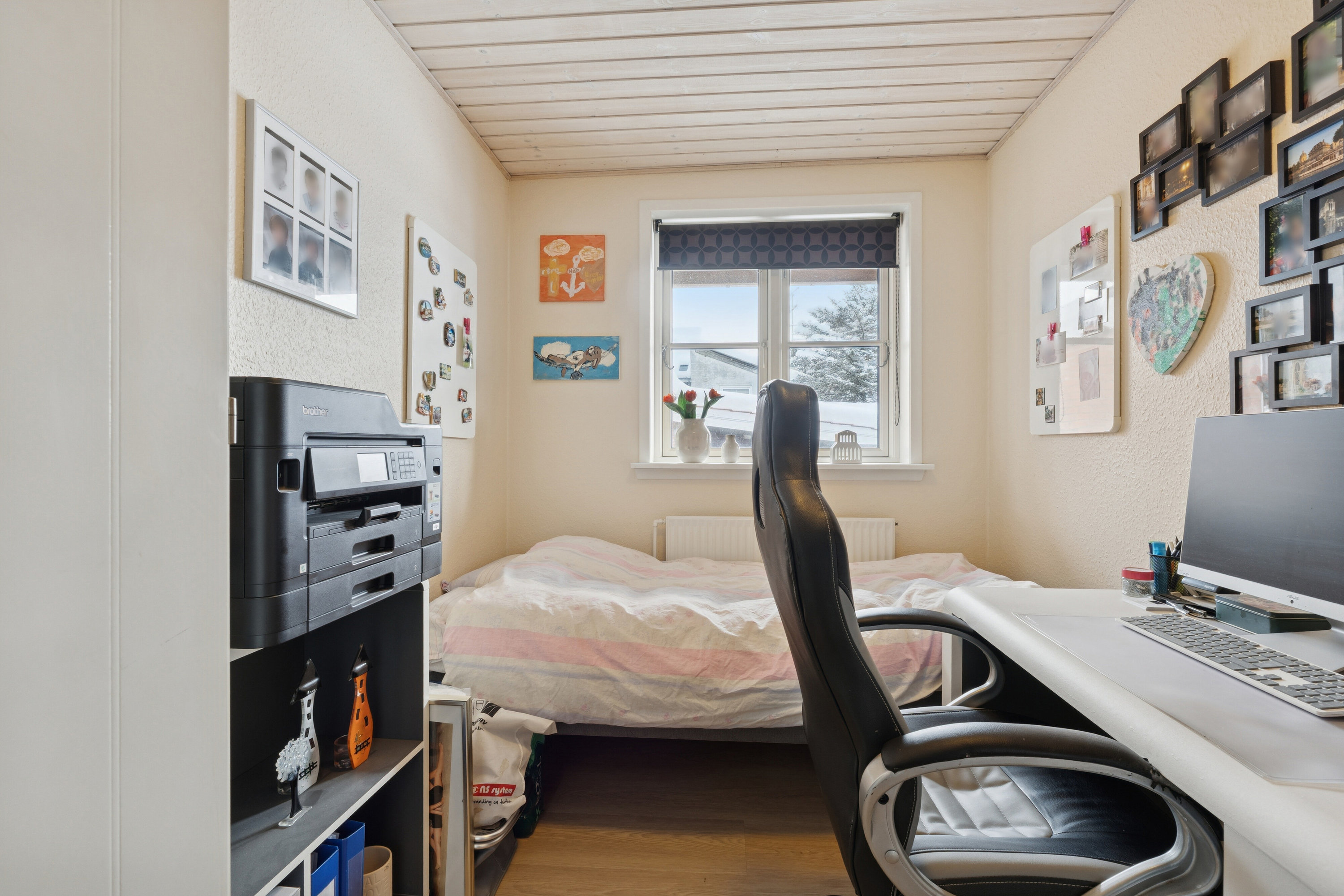 Fremhævet soveværelse billede i fuldskærmstilstand. Billede af Dronningensgade 23C, 9800 Hjørring