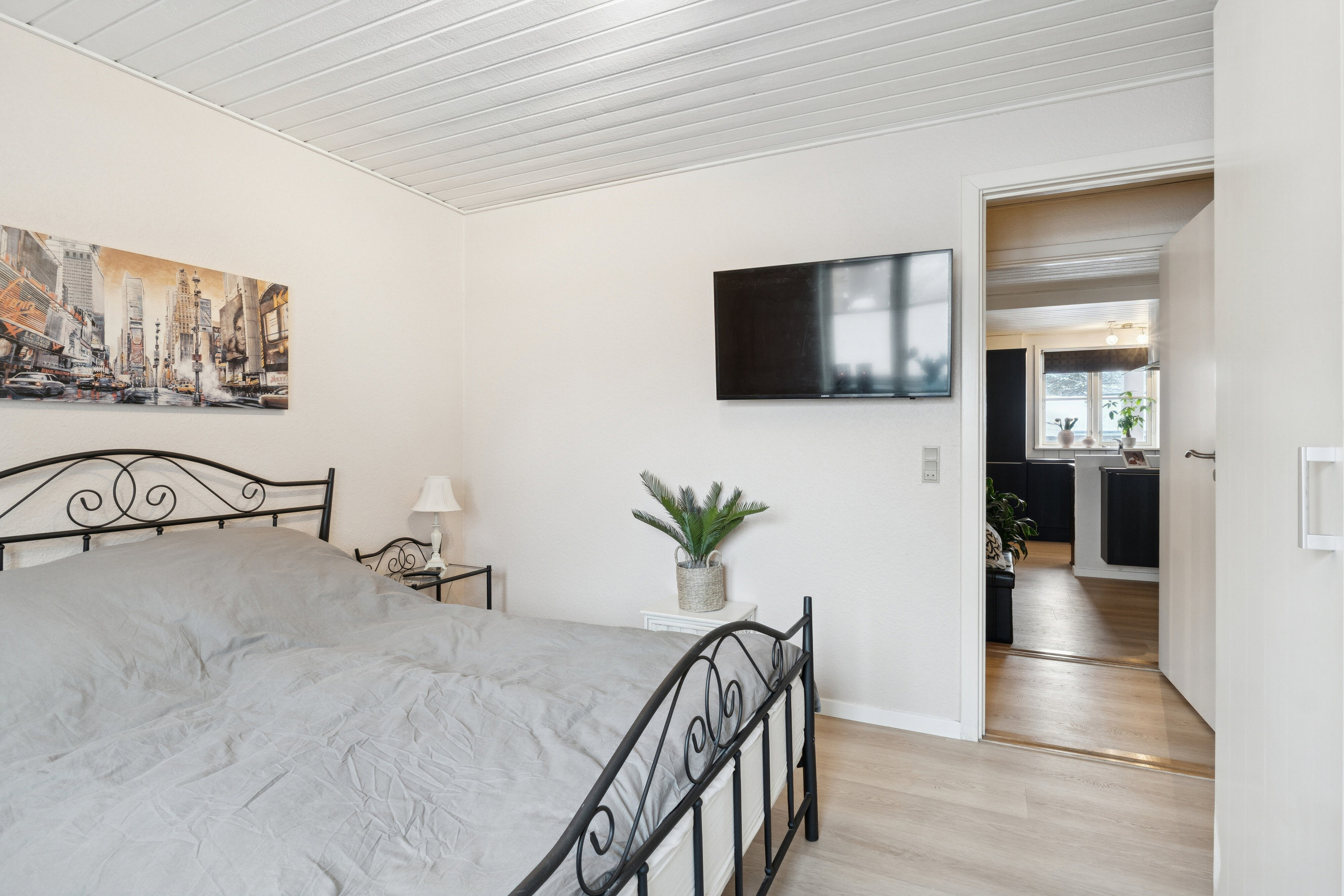 Fremhævet soveværelse billede i fuldskærmstilstand. Billede af Dronningensgade 23C, 9800 Hjørring