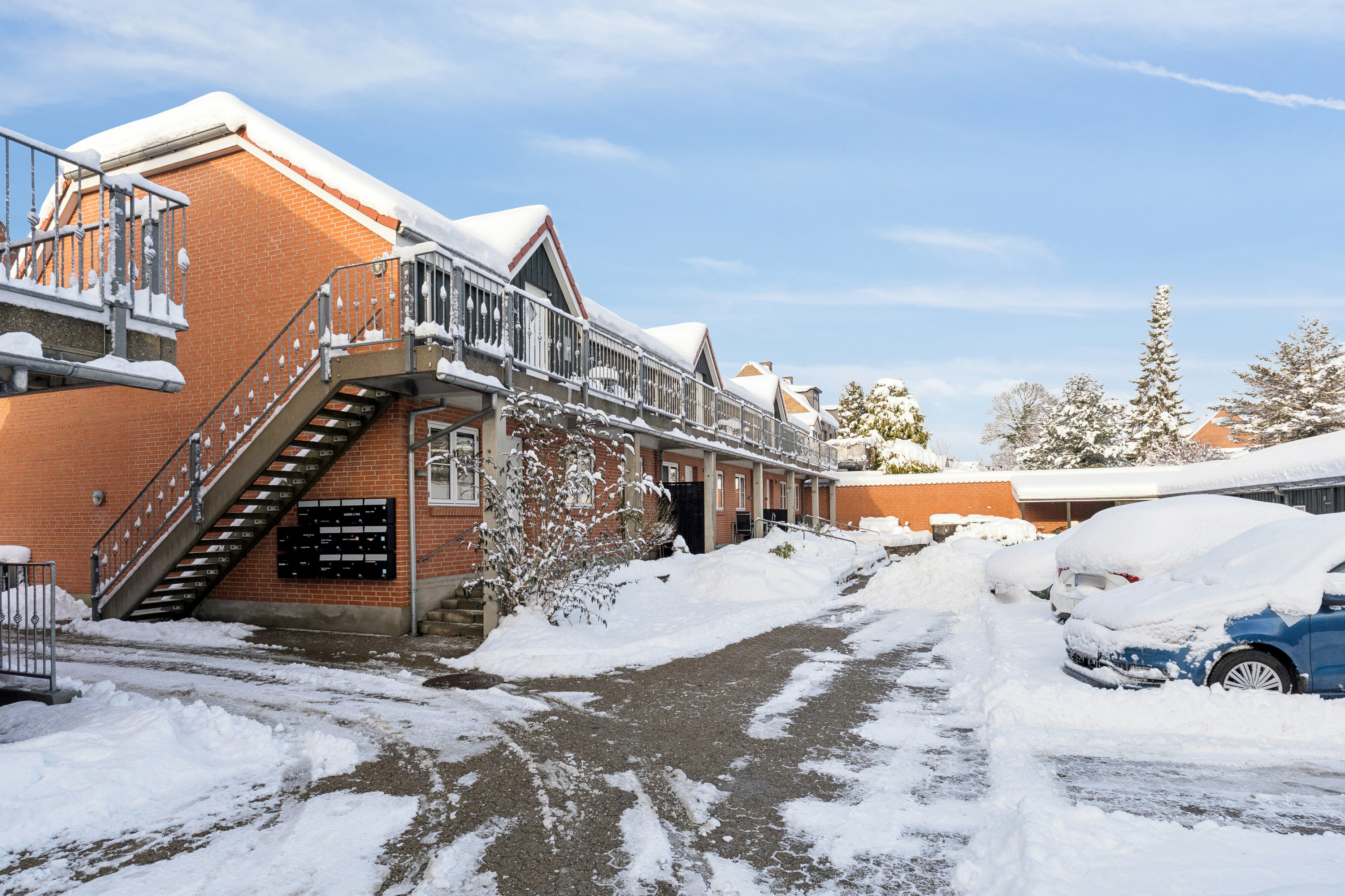 Fremhævet set fra haven billede i fuldskærmstilstand. Billede af Dronningensgade 23C, 9800 Hjørring