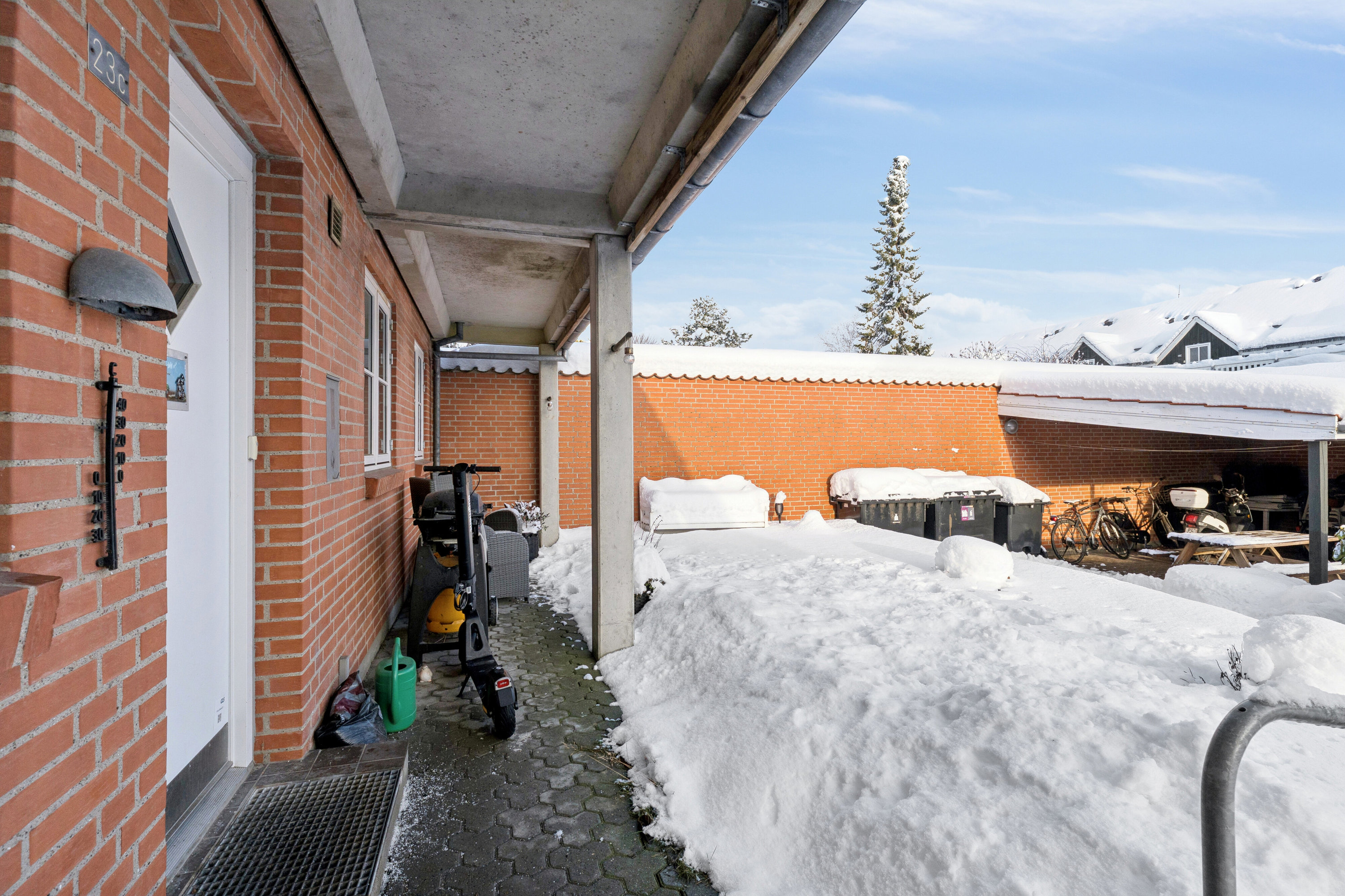 Fremhævet udendørs billede i fuldskærmstilstand. Billede af Dronningensgade 23C, 9800 Hjørring