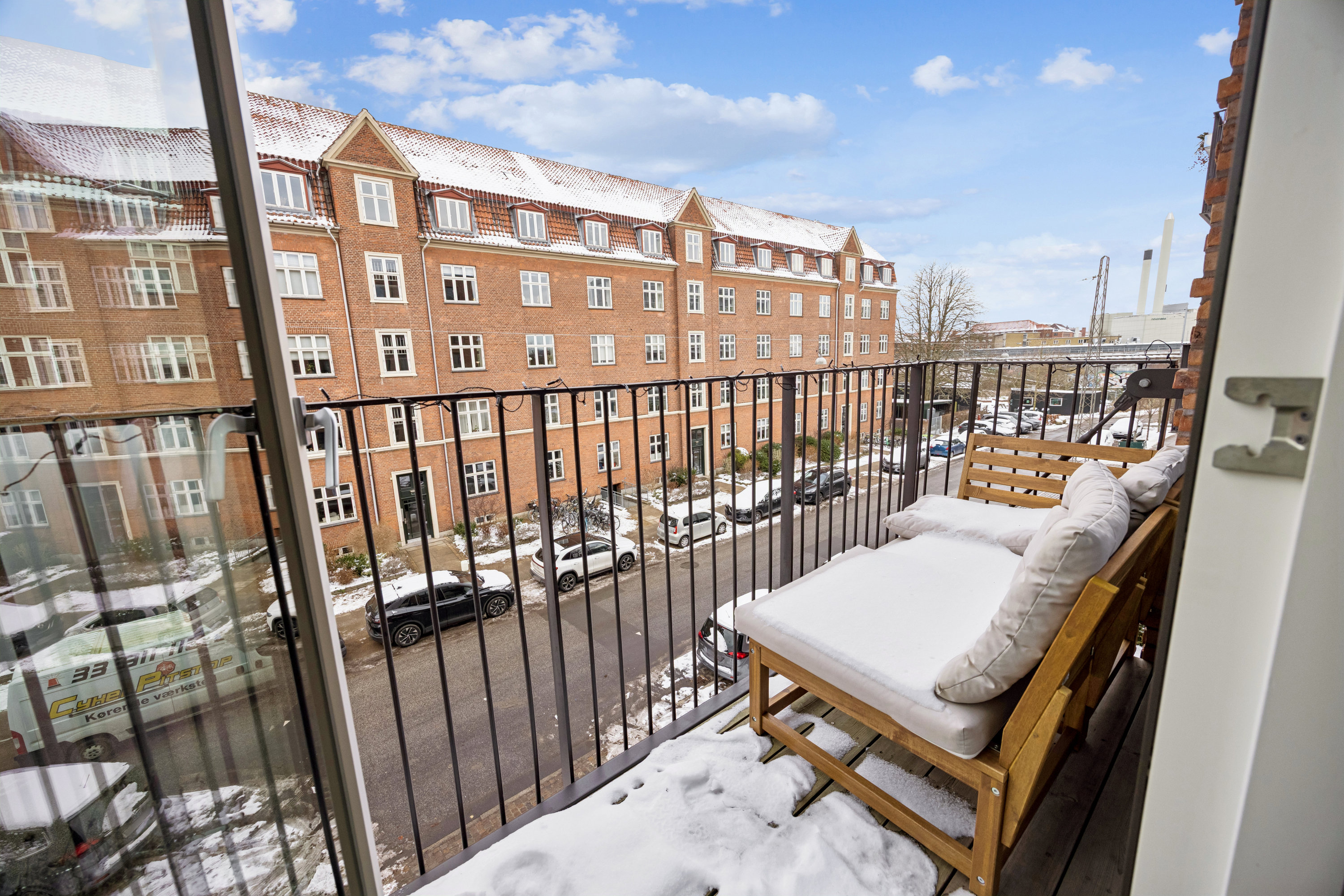 Fremhævet altan billede i fuldskærmstilstand. Billede af Fuglebakkevej 88A, 2. tv., 2000 Frederiksberg