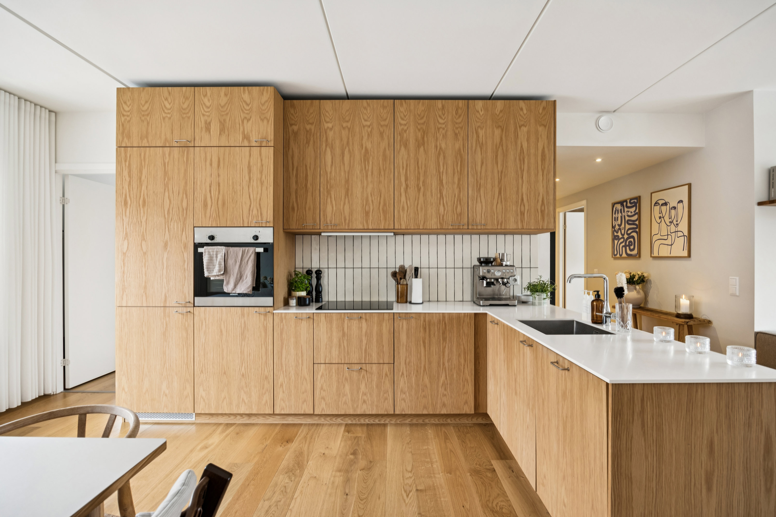 Miniaturebillede 1: køkken alrum. Billede af Fuglebakkevej 88A, 2. tv., 2000 Frederiksberg