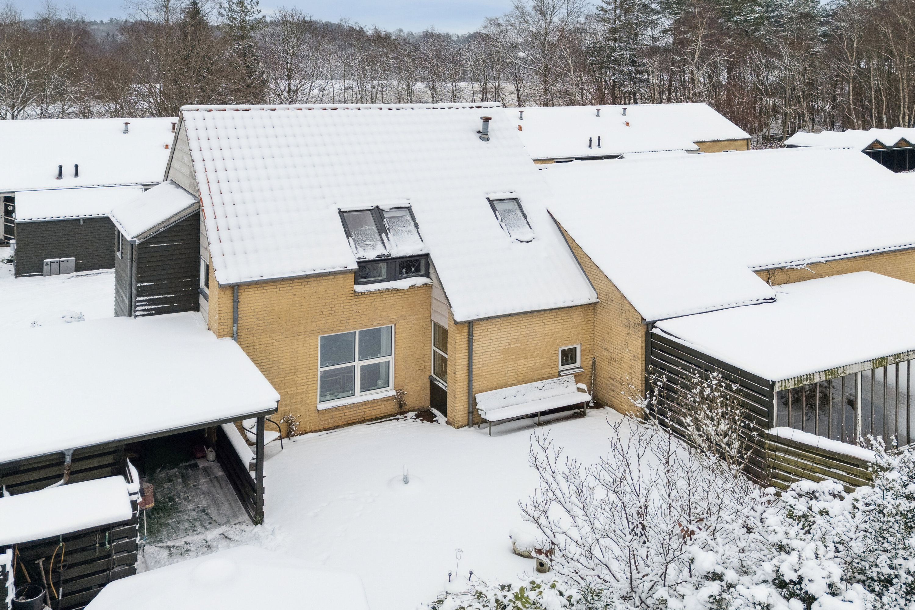 Fremhævet set fra haven billede i fuldskærmstilstand. Billede af Møllegårdsvej 51B, 8600 Silkeborg