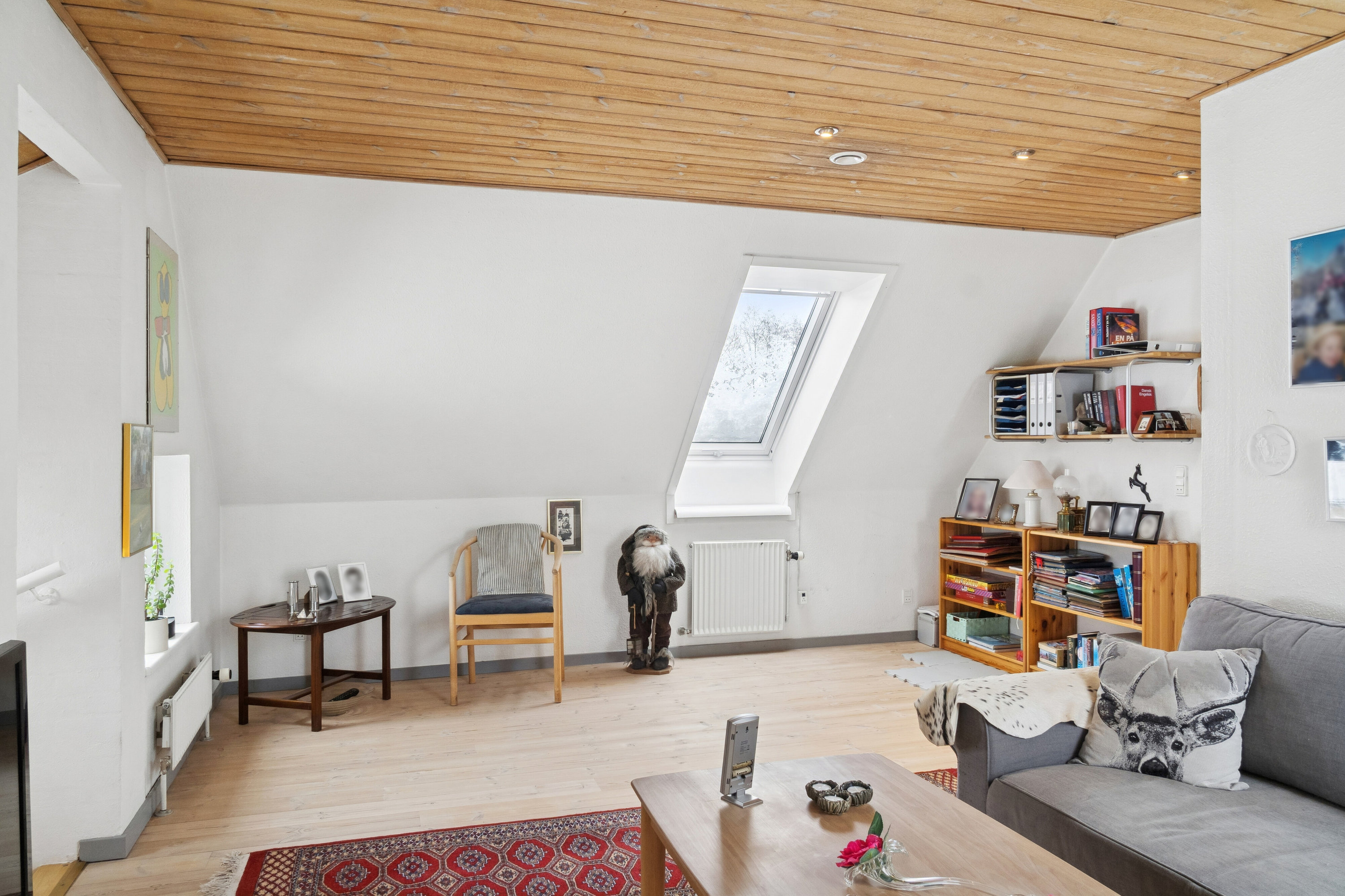 Fremhævet stue billede i fuldskærmstilstand. Billede af Møllegårdsvej 51B, 8600 Silkeborg