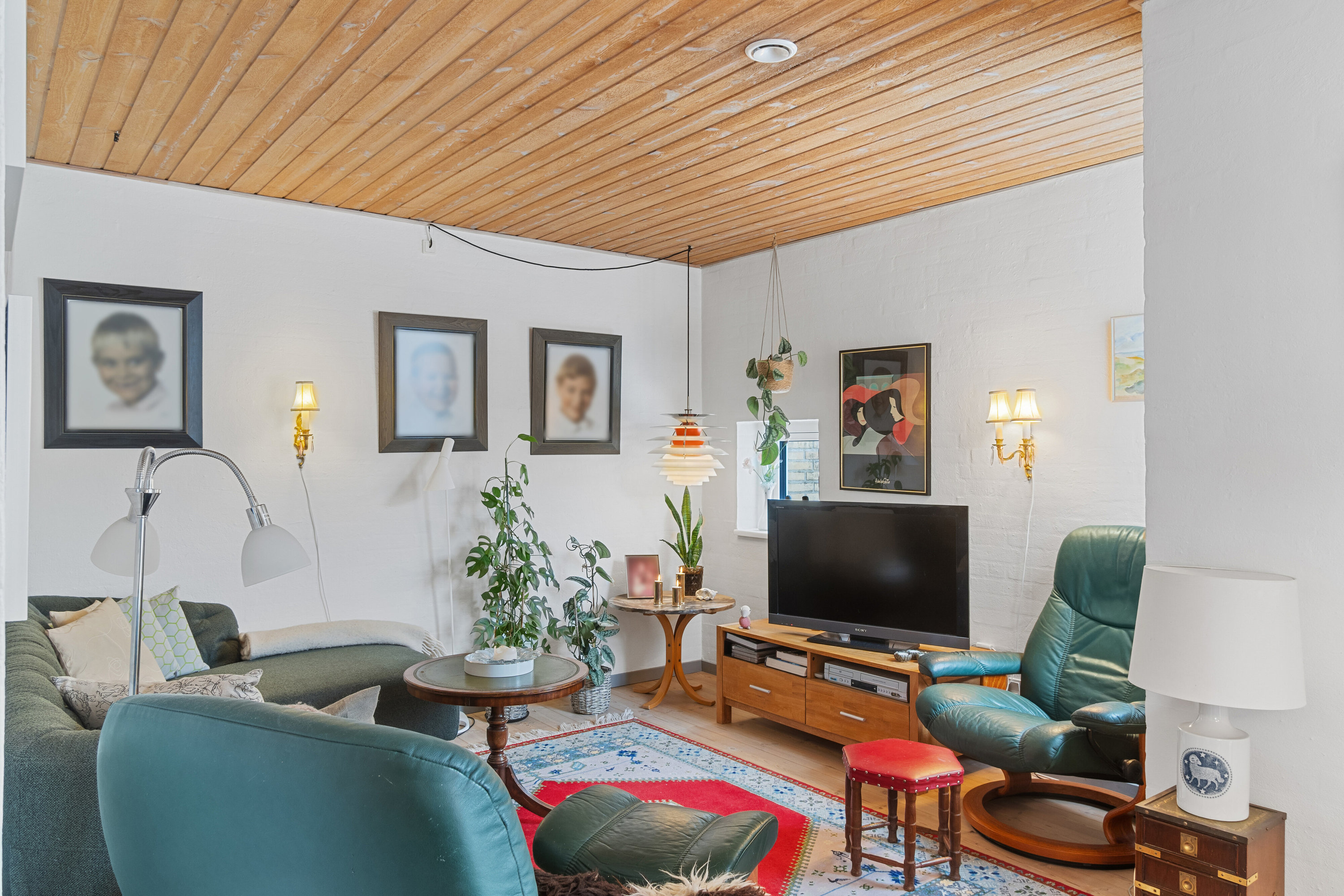 Fremhævet stue billede i fuldskærmstilstand. Billede af Møllegårdsvej 51B, 8600 Silkeborg