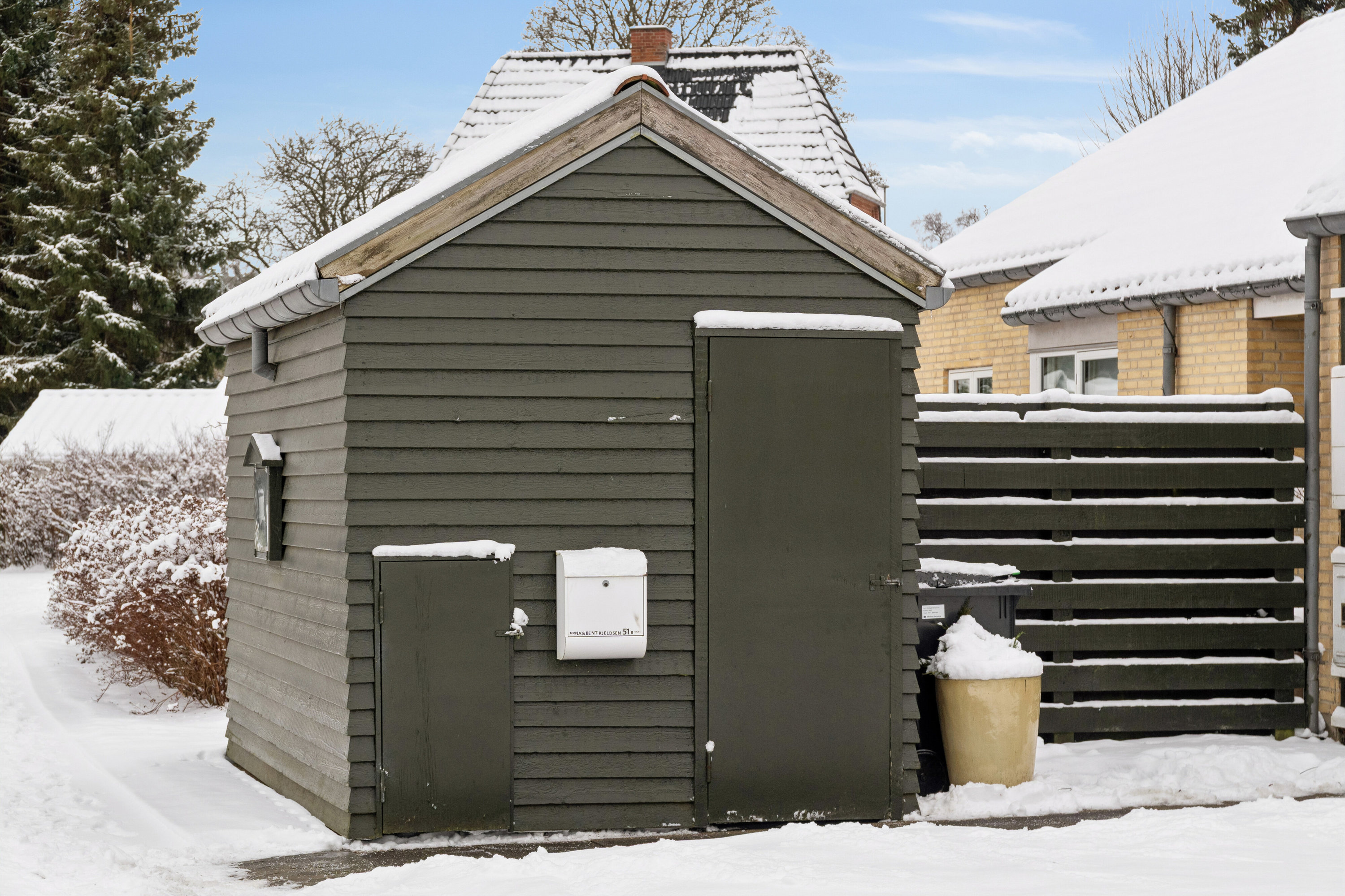 Fremhævet udendørs billede i fuldskærmstilstand. Billede af Møllegårdsvej 51B, 8600 Silkeborg