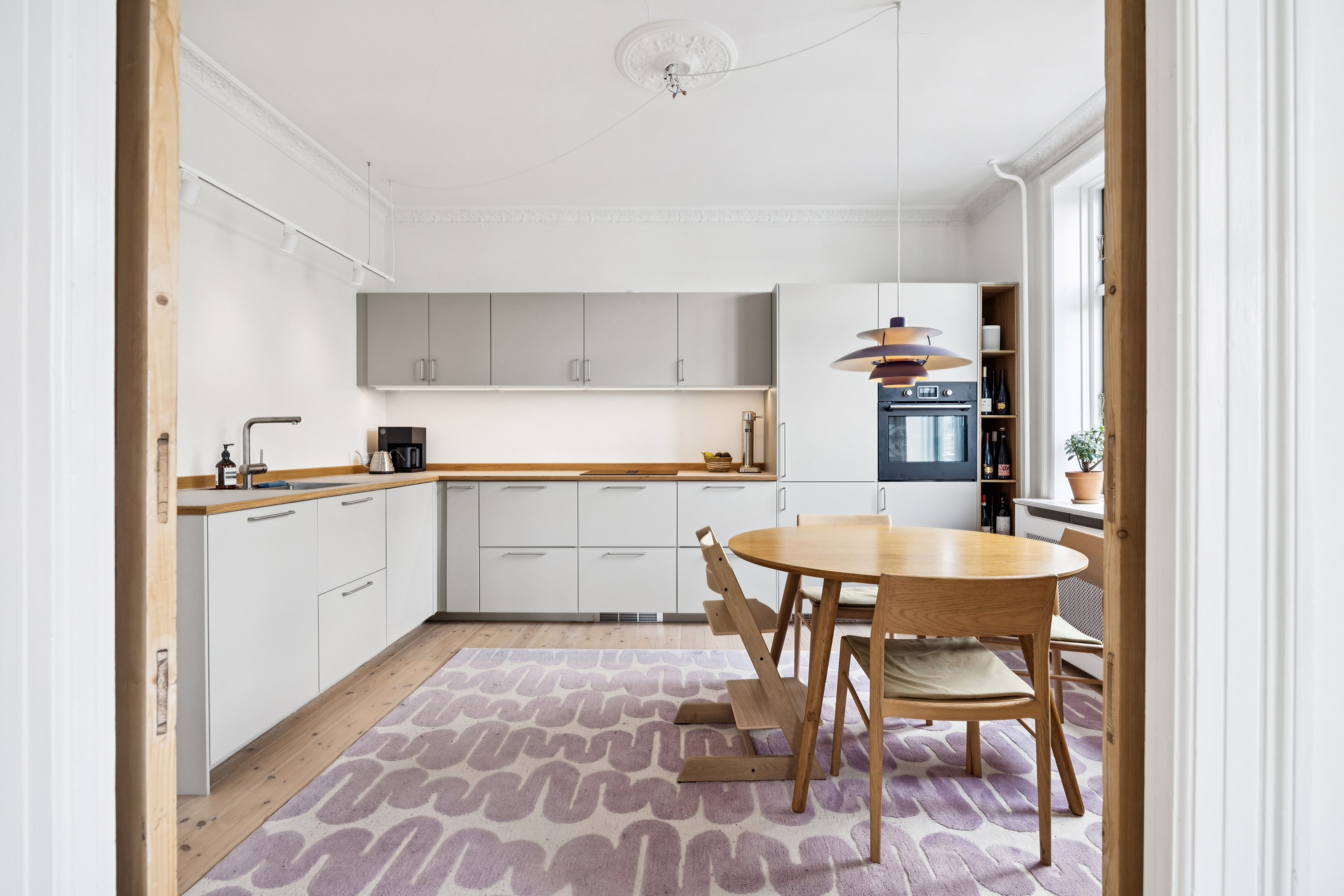 Fremhævet køkken billede i fuldskærmstilstand. Billede af Borups Alle 112, 4. th., 2000 Frederiksberg