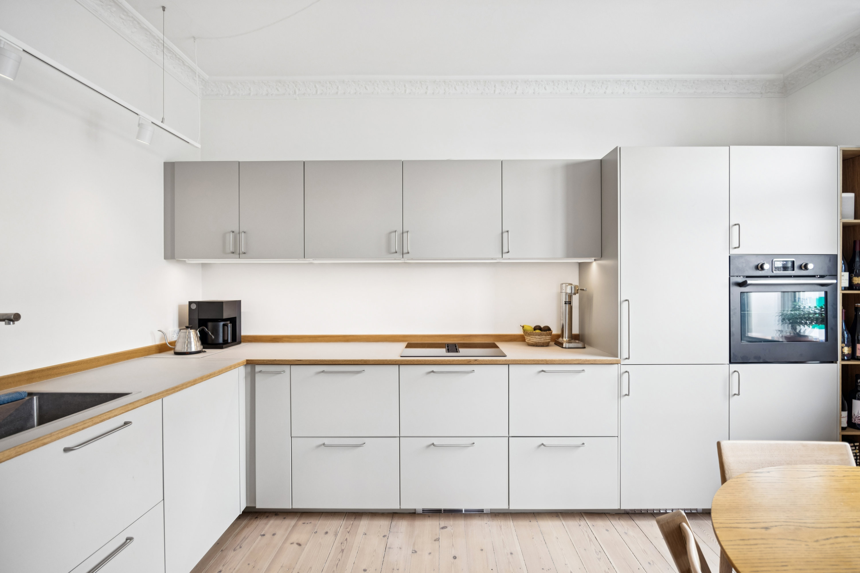 Fremhævet køkken billede i fuldskærmstilstand. Billede af Borups Alle 112, 4. th., 2000 Frederiksberg