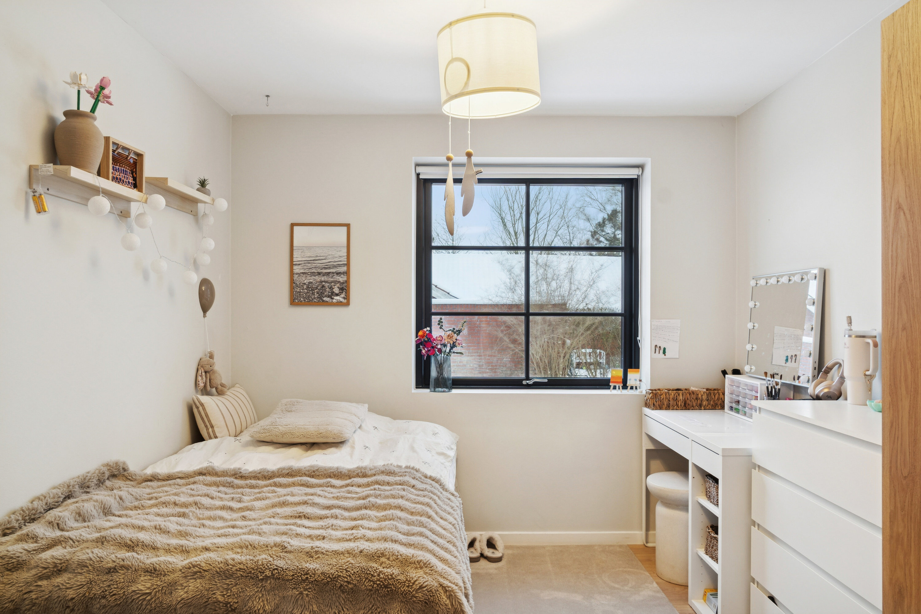 Fremhævet værelse billede i fuldskærmstilstand. Billede af Kærvænget 17, 8310 Tranbjerg J