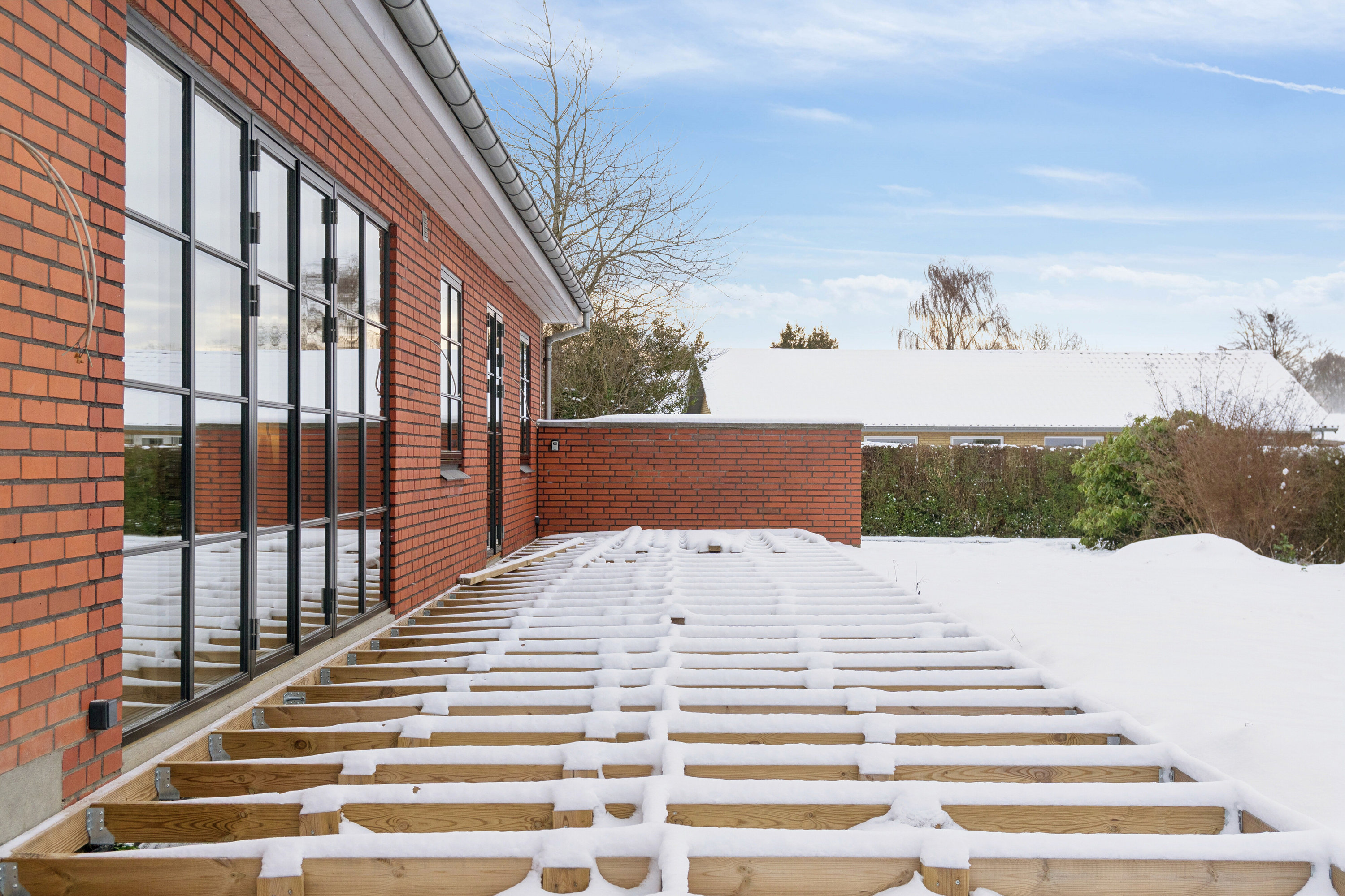 Fremhævet terrasse billede i fuldskærmstilstand. Billede af Kærvænget 17, 8310 Tranbjerg J