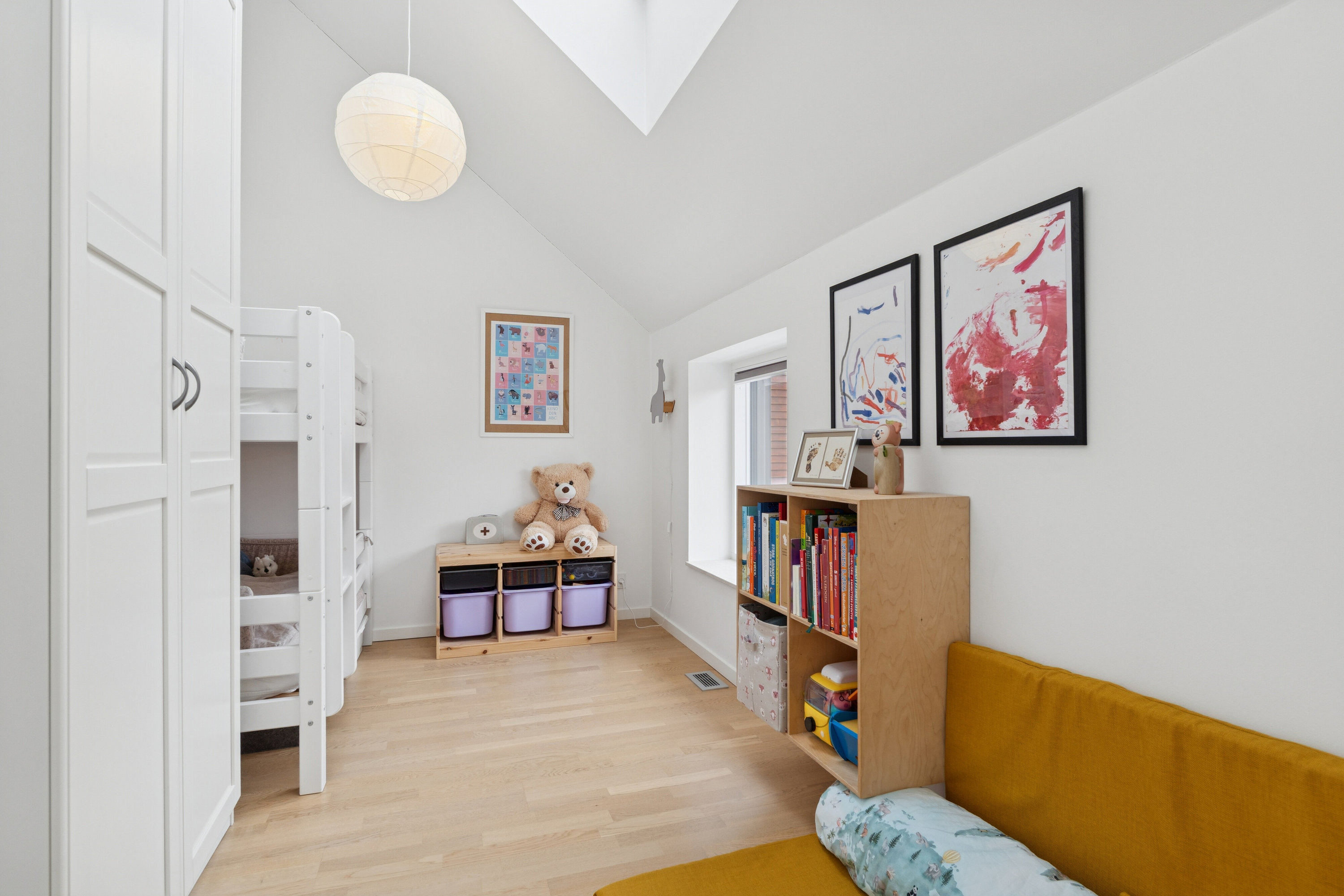 Fremhævet gang billede i fuldskærmstilstand. Billede af Thors Have 38, 8600 Silkeborg