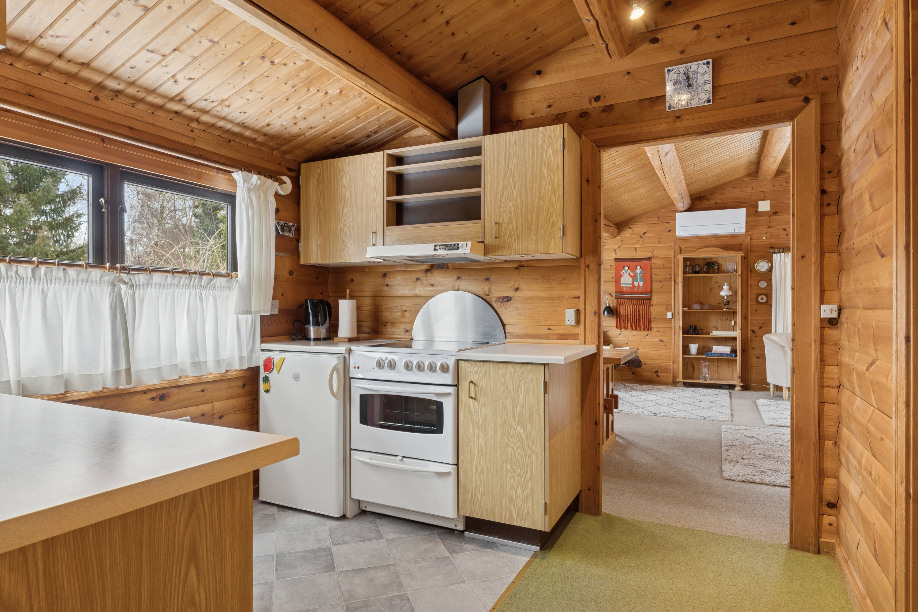 Fremhævet køkken billede i fuldskærmstilstand. Billede af Udmarken 6, 4400 Kalundborg