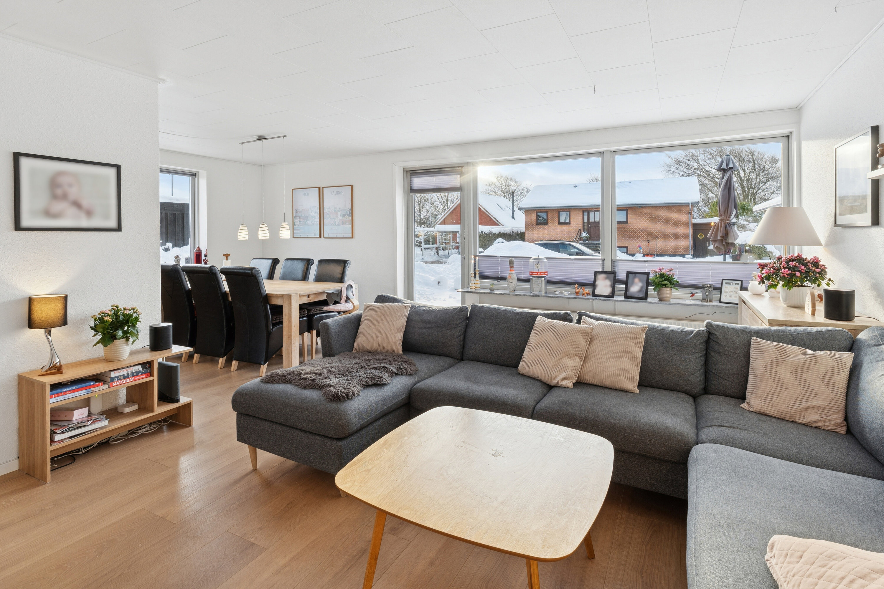 Miniaturebillede 1: stue. Billede af Virkelyst 47, 9800 Hjørring