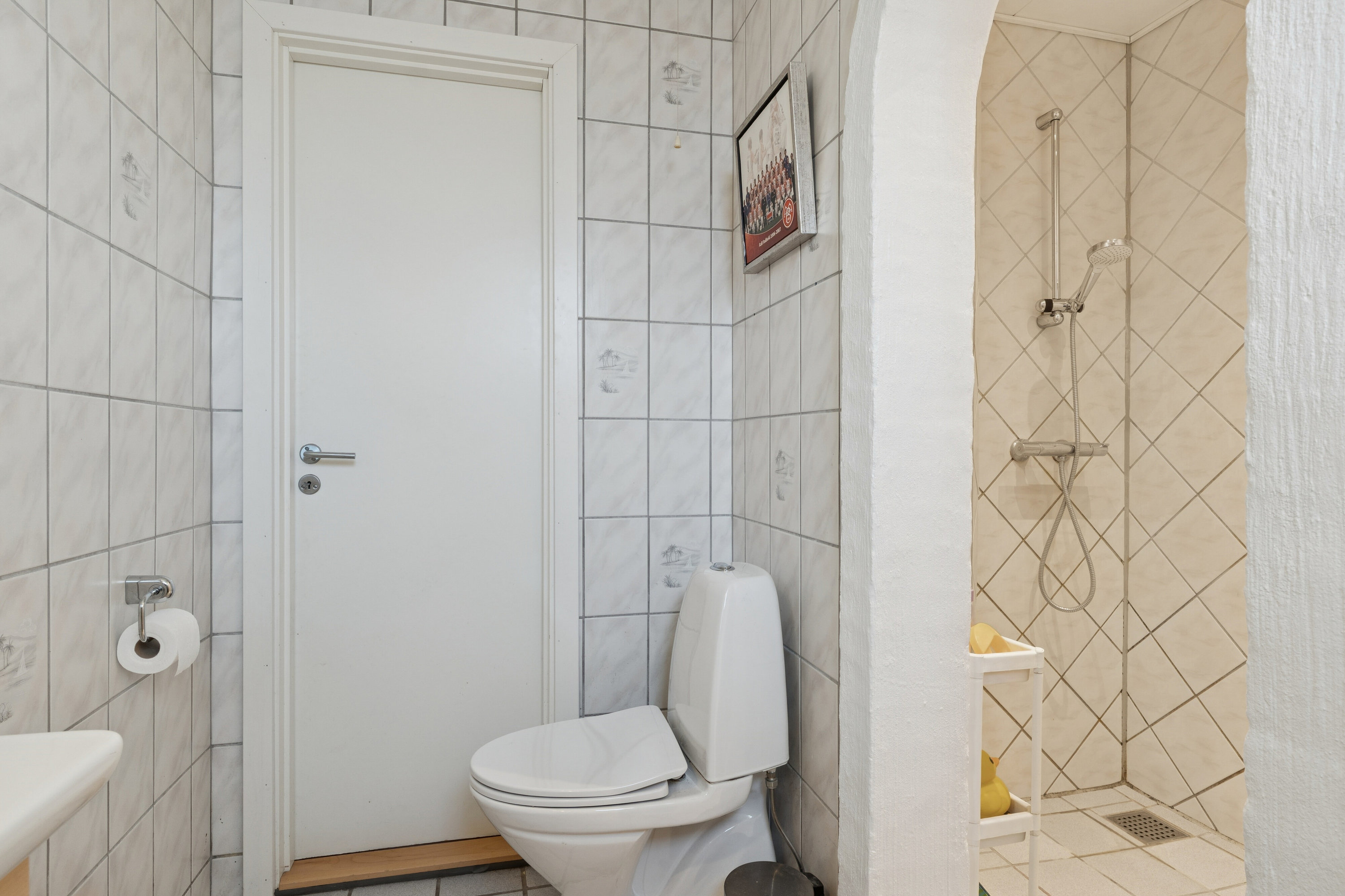 Fremhævet badeværelse billede i fuldskærmstilstand. Billede af Virkelyst 47, 9800 Hjørring