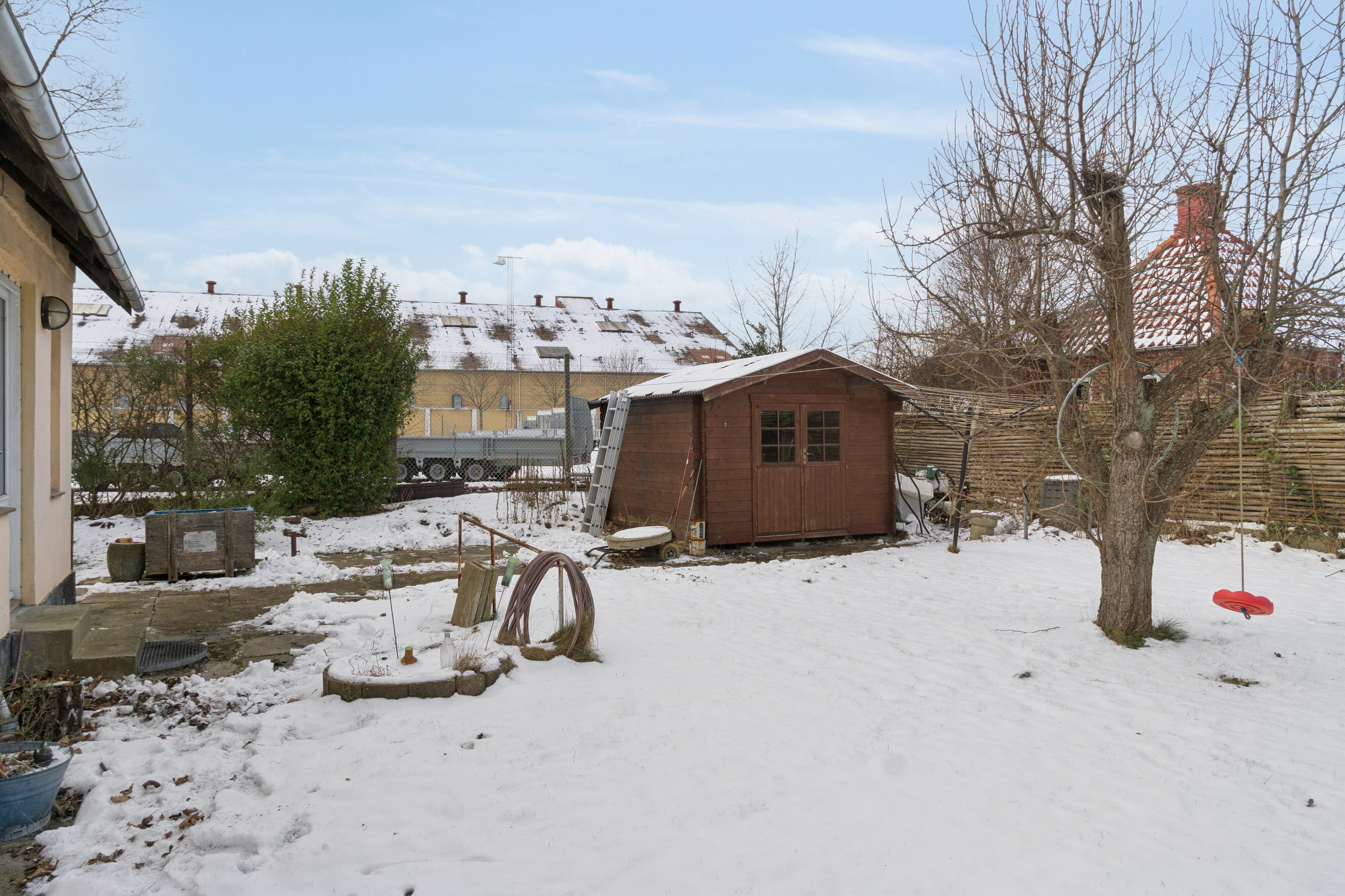 Fremhævet udhus billede i fuldskærmstilstand. Billede af Henriks Alle 8, 4400 Kalundborg