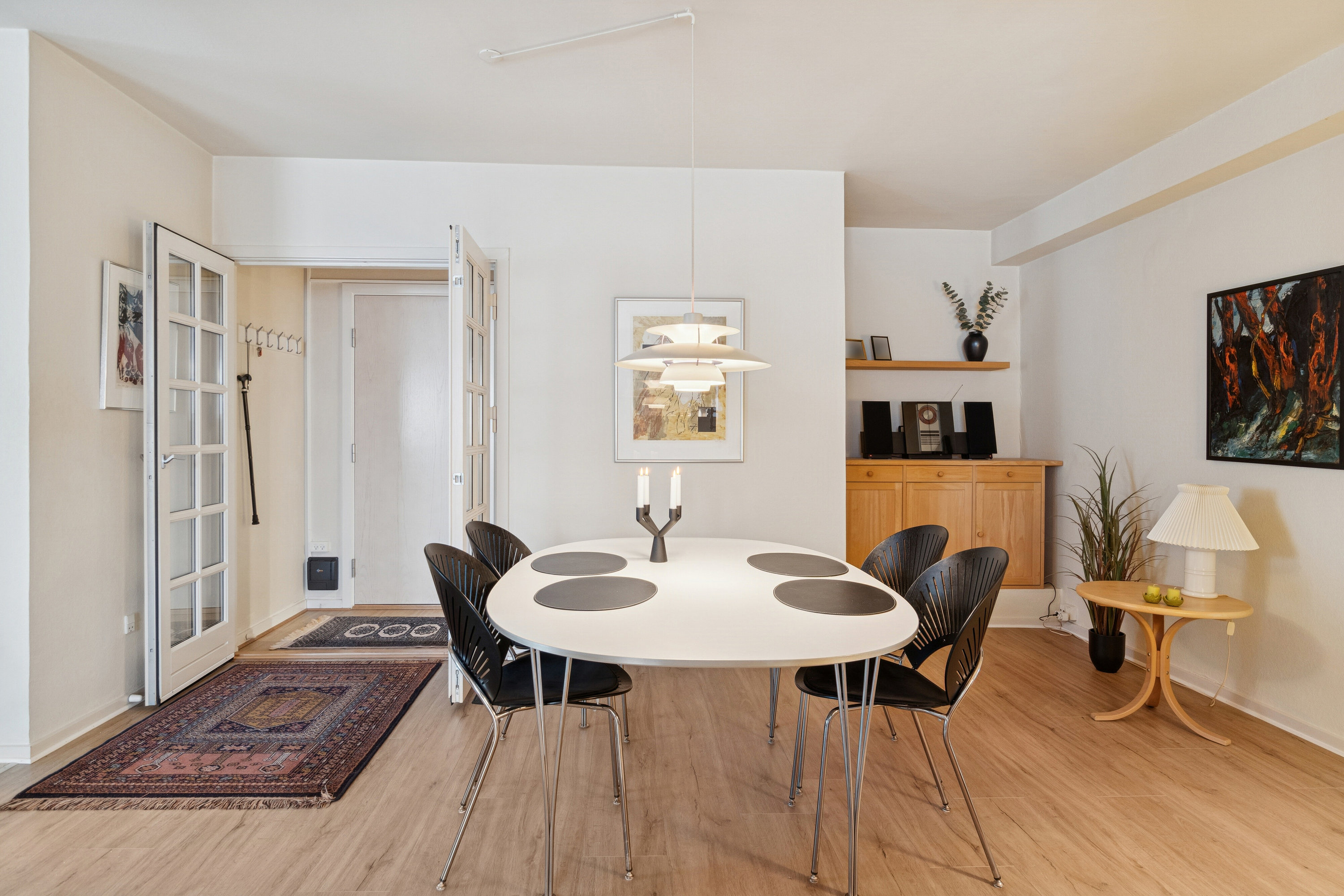 Fremhævet spisestue billede i fuldskærmstilstand. Billede af Strøget 28, 1. tv., 7430 Ikast