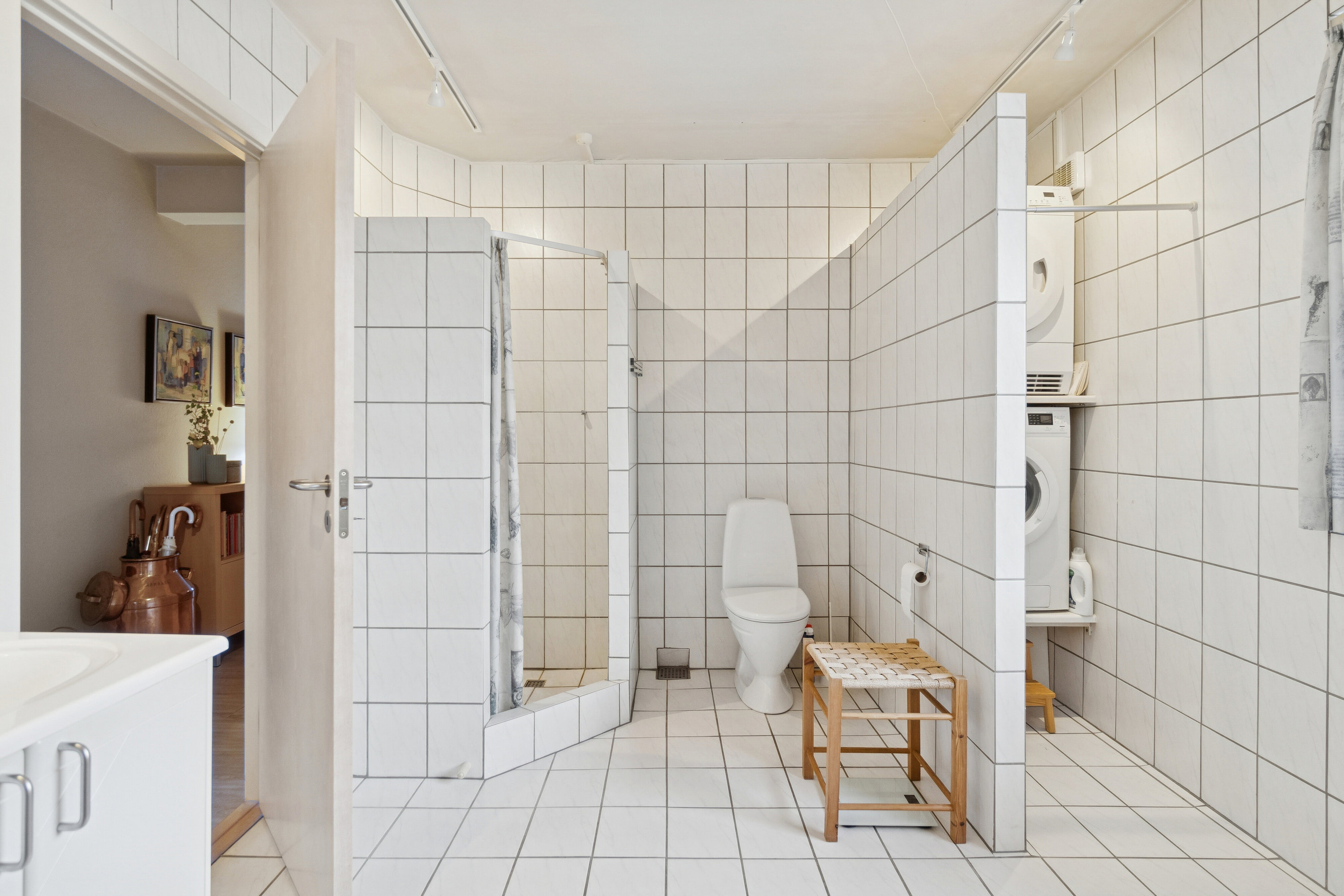 Fremhævet badeværelse billede i fuldskærmstilstand. Billede af Strøget 28, 1. tv., 7430 Ikast