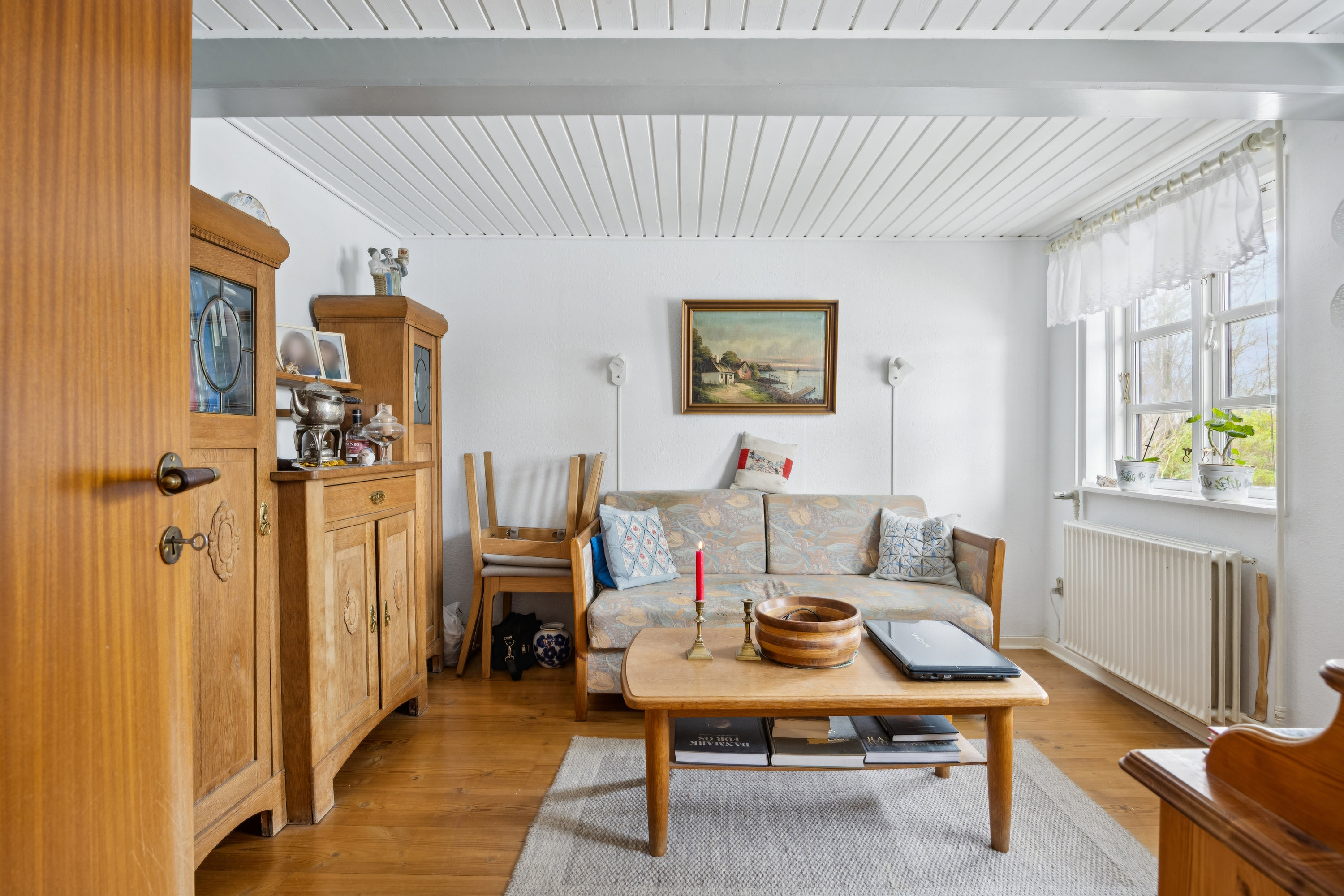 Fremhævet stue billede i fuldskærmstilstand. Billede af Bjælkerupvej 142, 4672 Klippinge