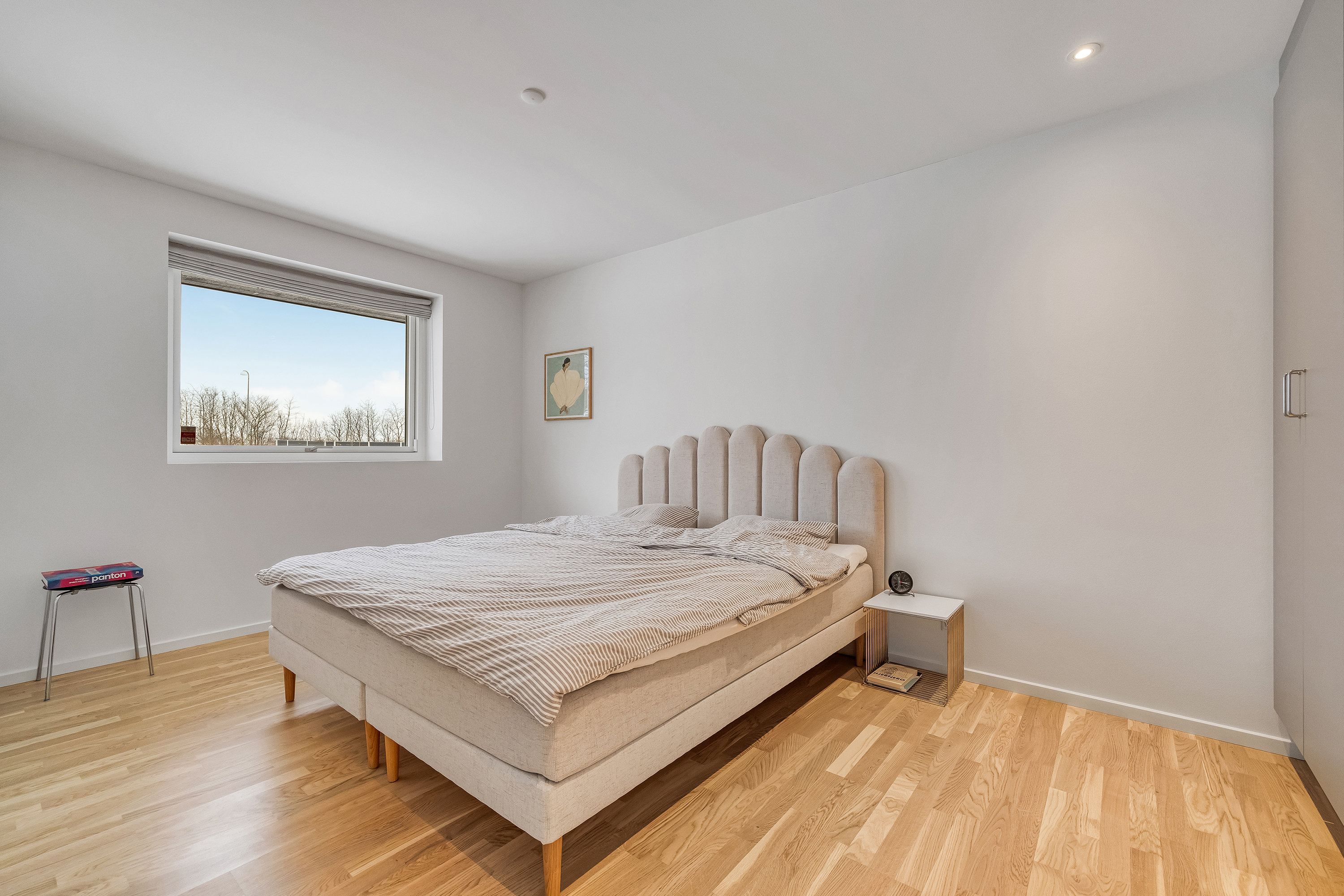 Fremhævet soveværelse billede i fuldskærmstilstand. Billede af Kroghøjgårdsvej 2, Jordhøj, 3550 Slangerup