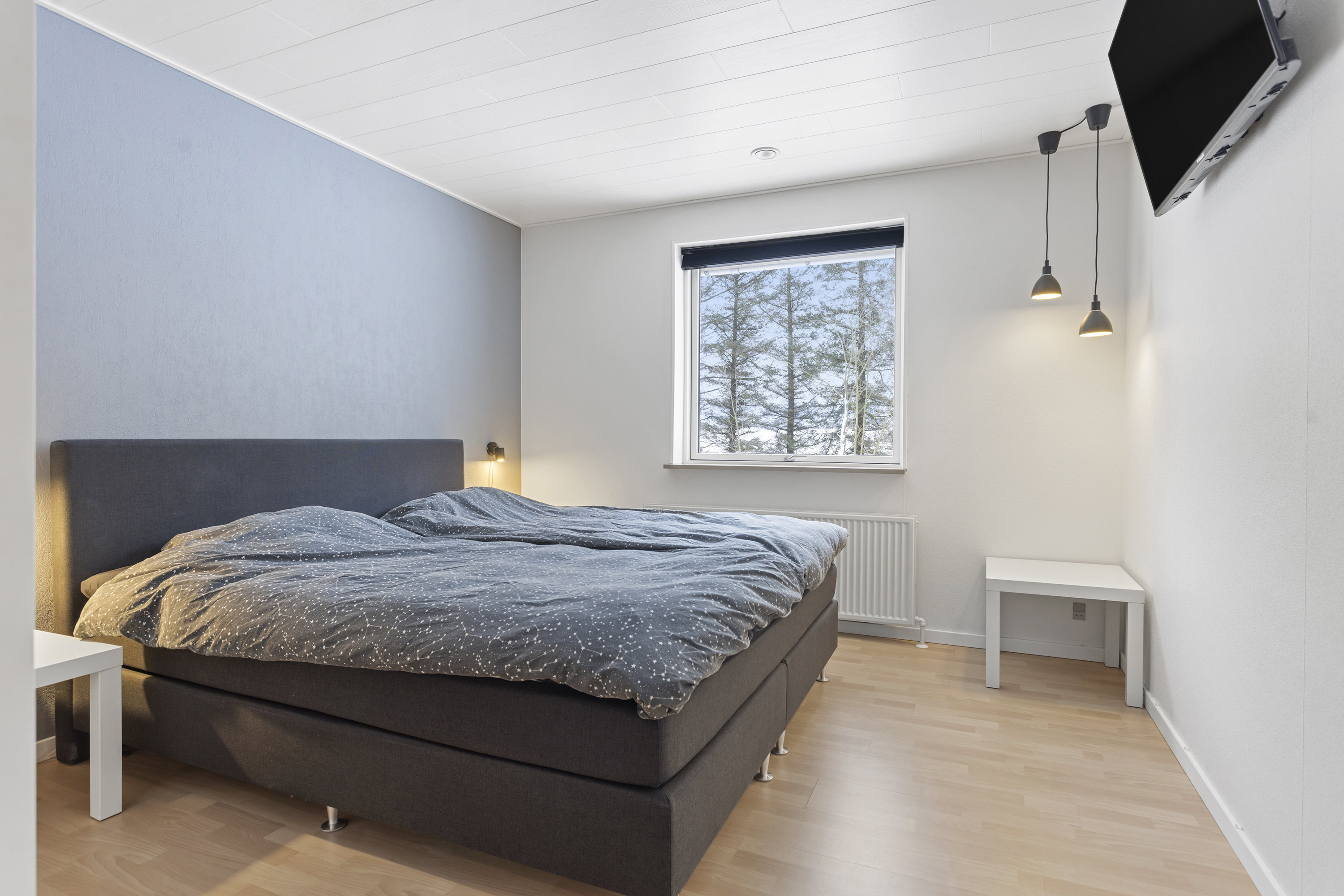 Fremhævet soveværelse billede i fuldskærmstilstand. Billede af Løthvej 199, Lendum, 9870 Sindal